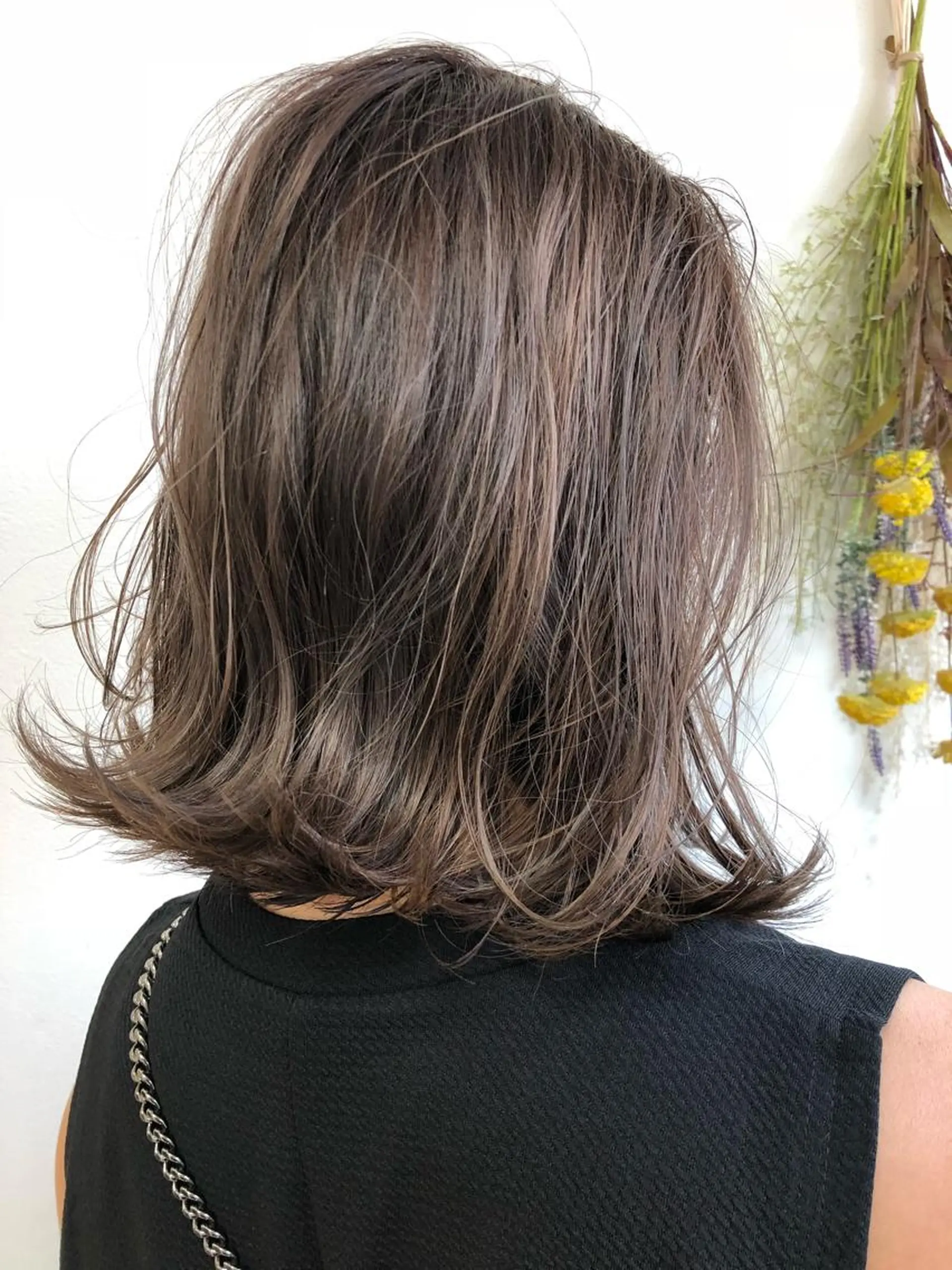 ミディアム カラー 似合わせ レイヤー須川のヘアスタイル