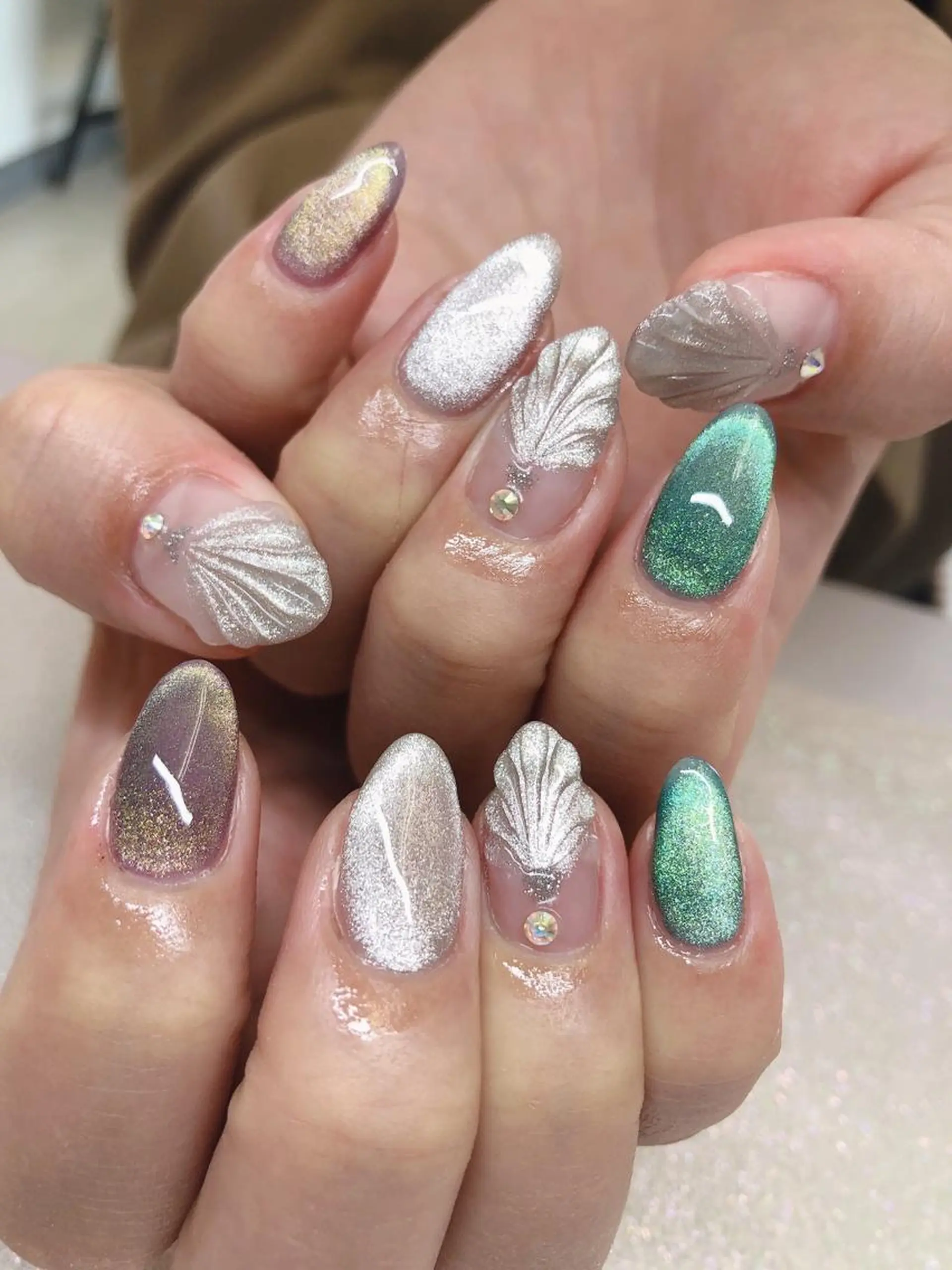 ネイル Flowerネイルサロン所属・. yukiのネイルデザイン