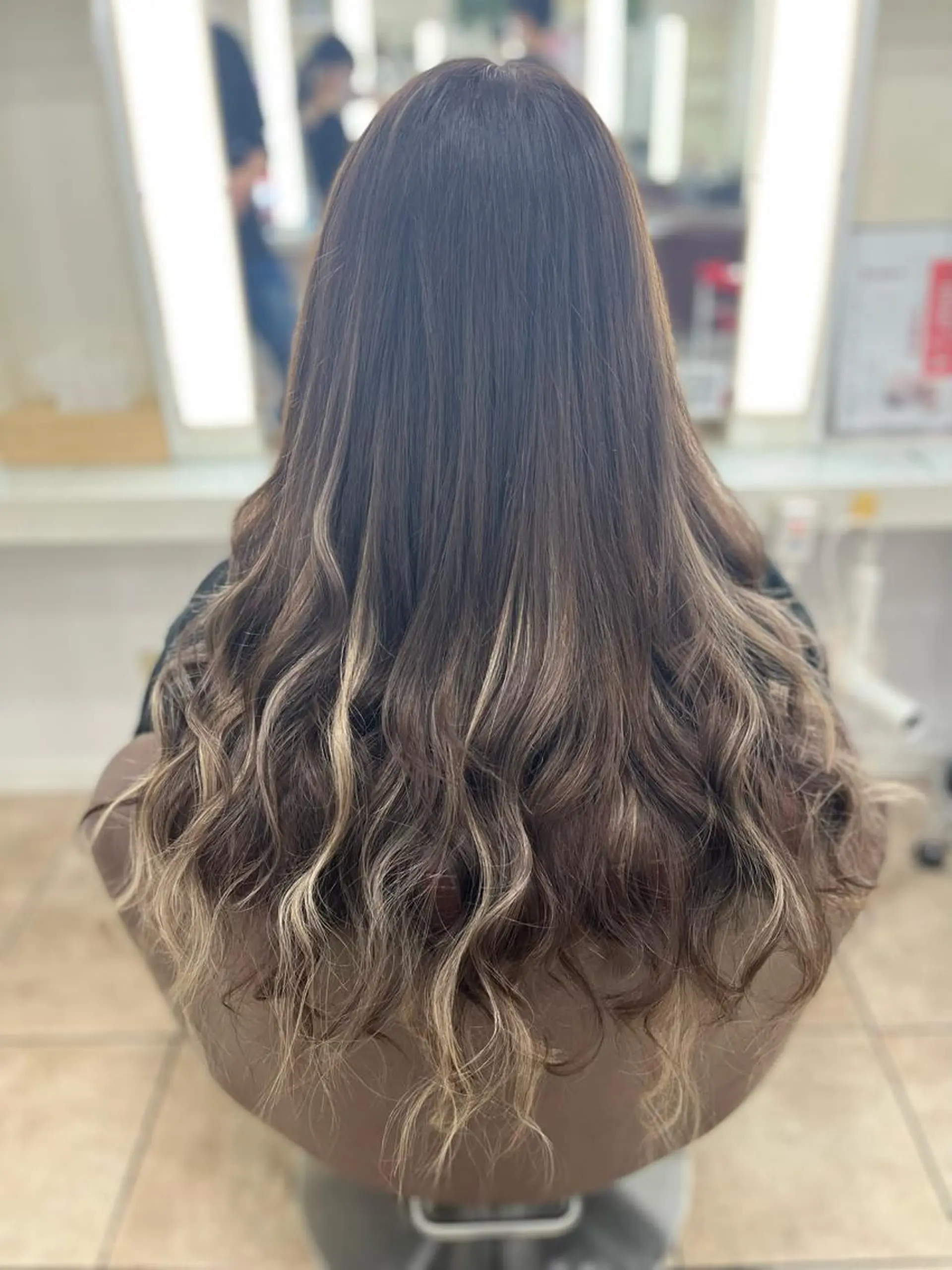 セミロング エクステ 🐥こ ま🐥のヘアスタイル