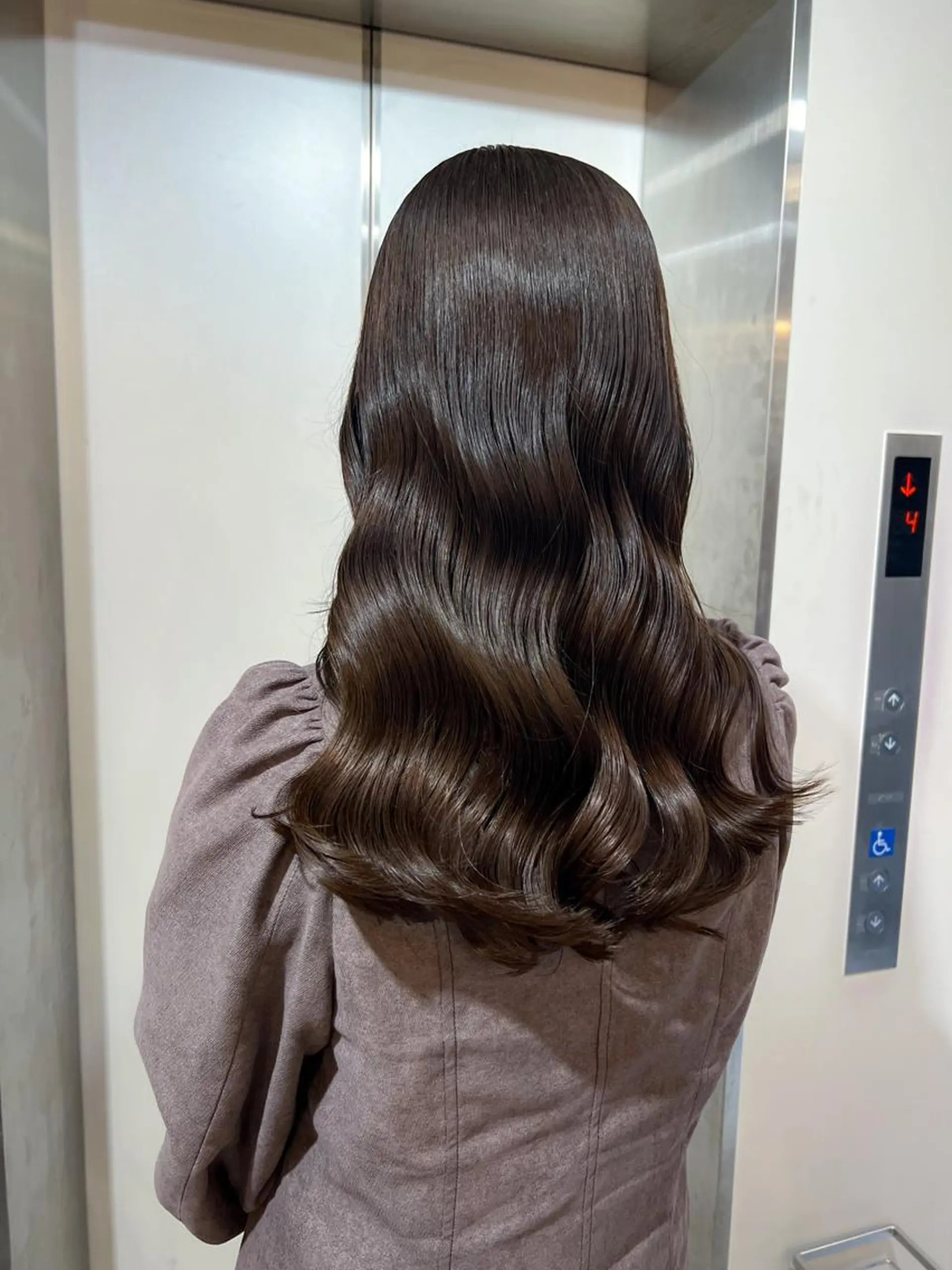 ロング louwe 武藤幸世のヘアスタイル