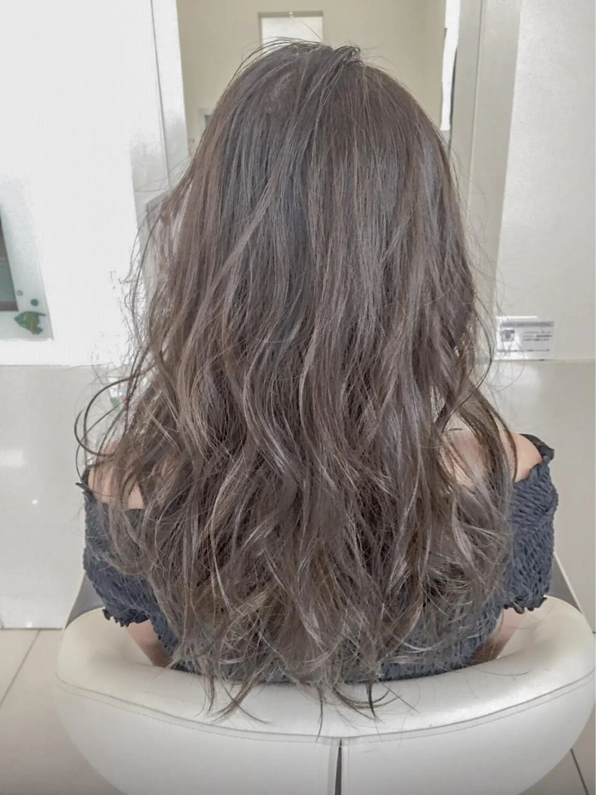 カラー MERu所属・MERu/高橋裕之 /レイヤー/艶カラーのヘアスタイル