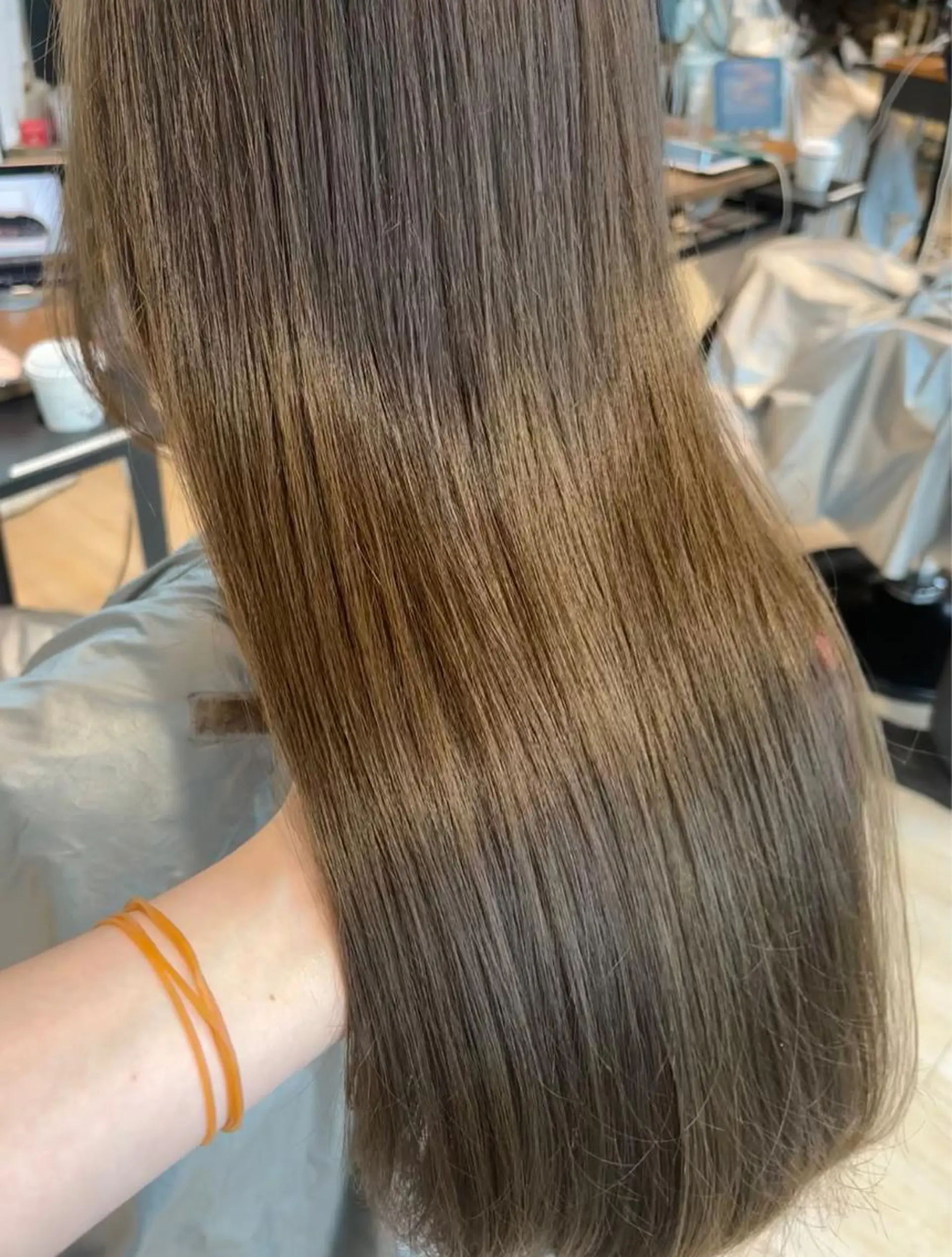 セミロング カラー 佐藤 悠衣/透明感 カラー/似合わせ前髪のヘアスタイル