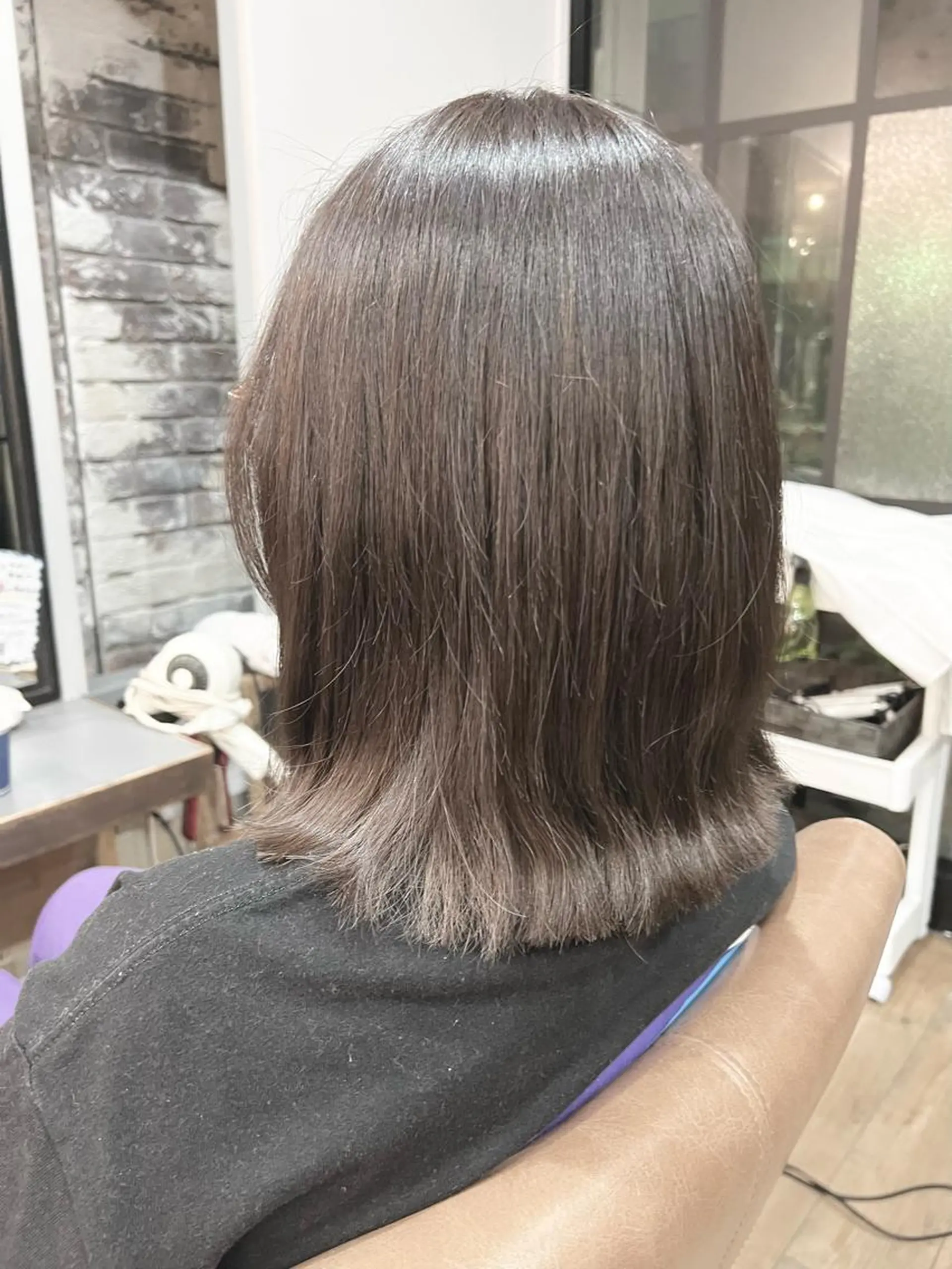 セミロング カラー 外ハネヘア HairSalon SHIAN八王子店所属・SHIAN 八王子 🦋小林 美羅🦋のヘアスタイル