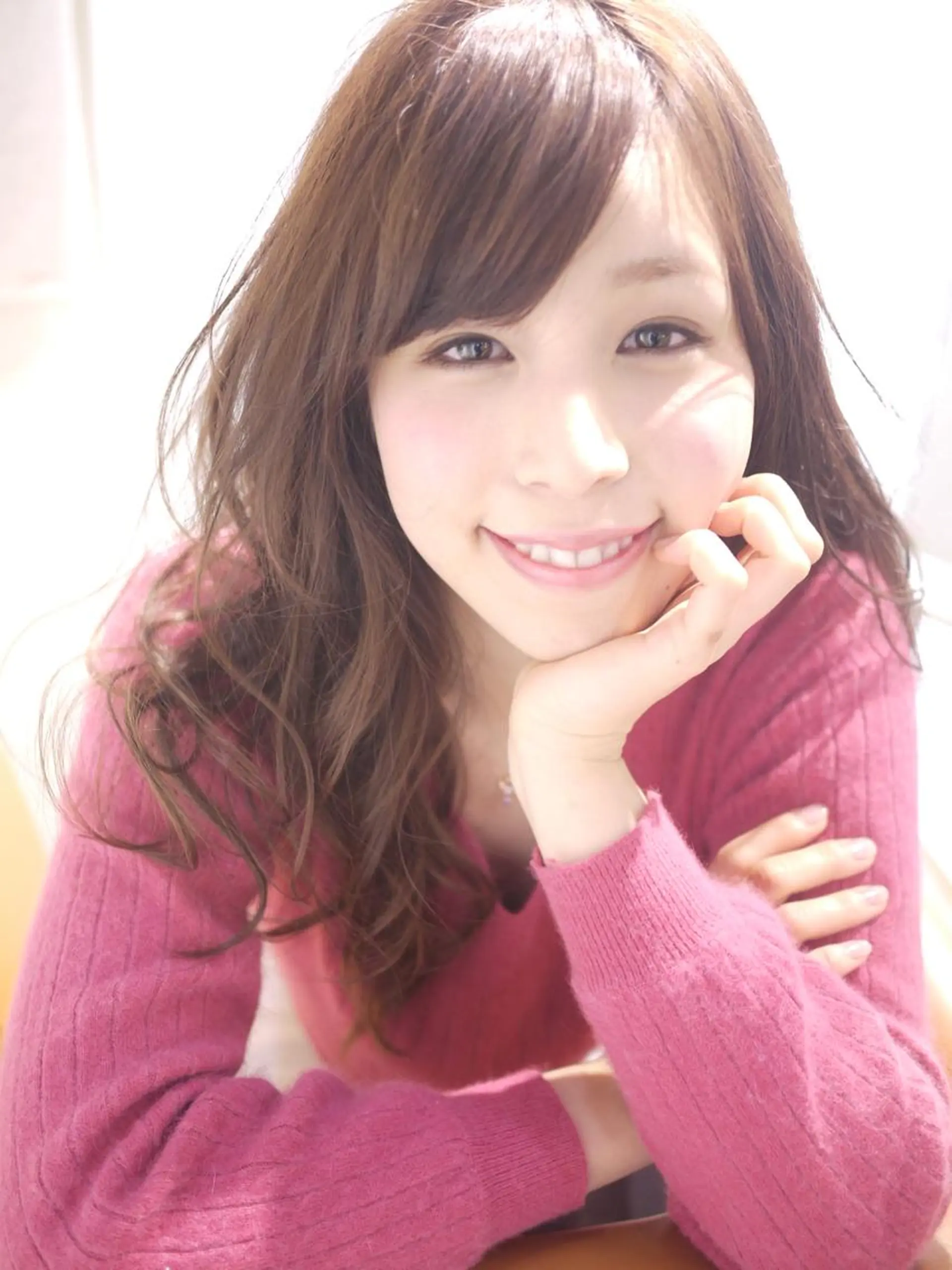 セミロング カット ヘアカラー une brise所属・高橋 葵のヘアスタイル