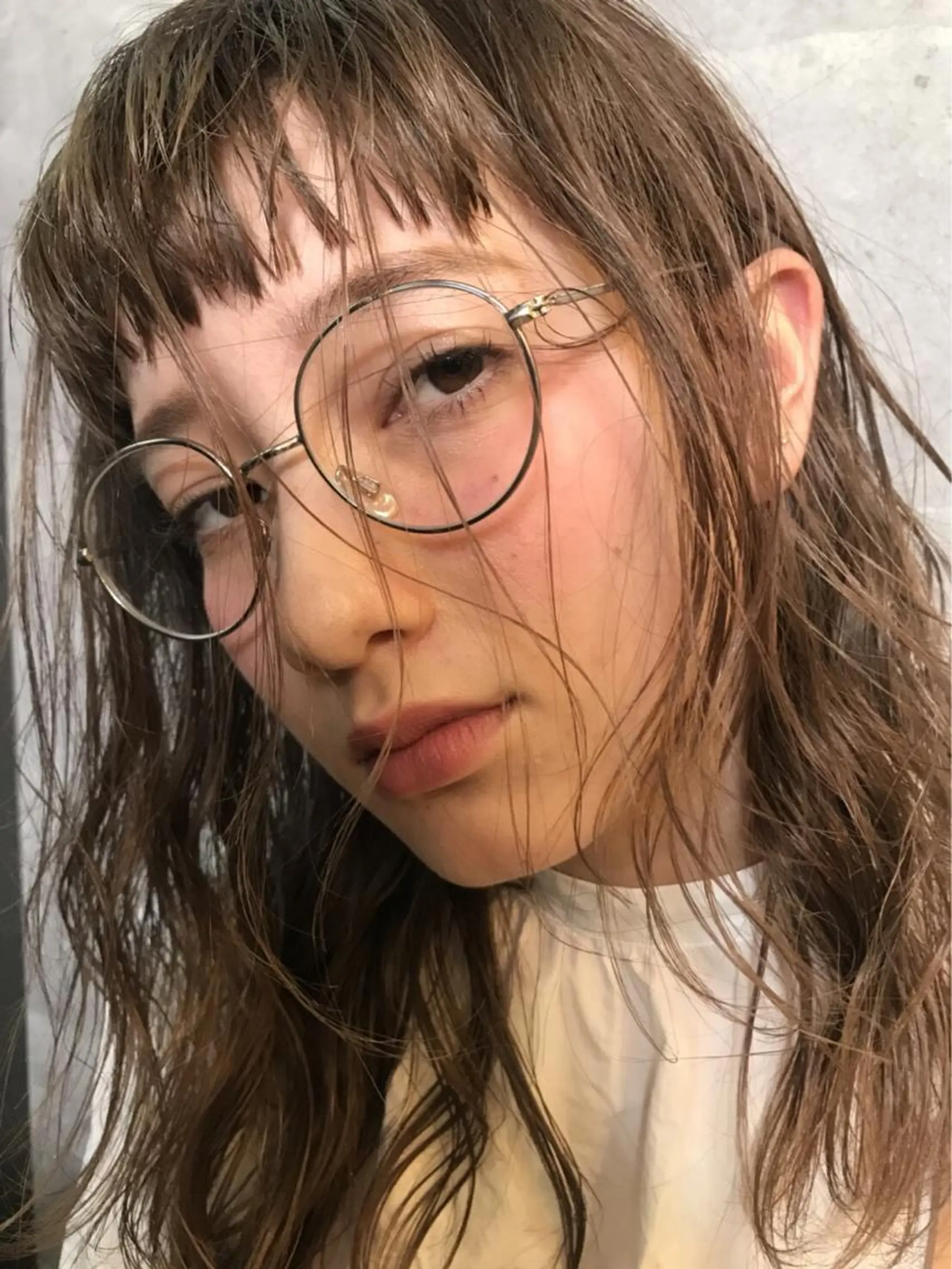 ロング カラー カット ヘアカラー トリートメント 顔周りレイヤー/韓国 ブリーチminamiのヘアスタイル