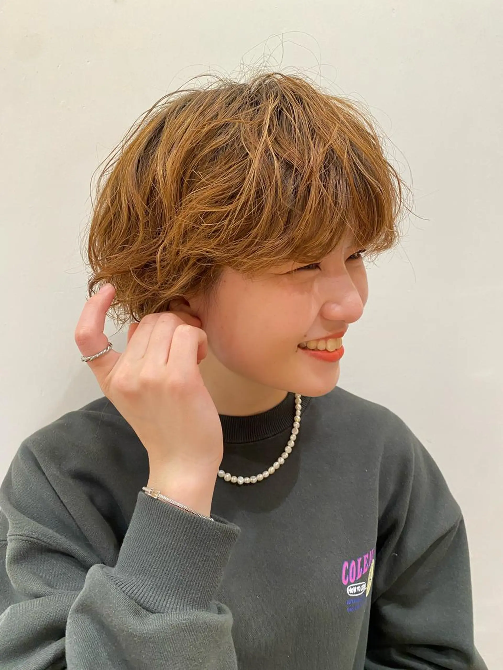 ショート パーマ ニュアンスパーマ 🌻おおとみはな/ ボブ/Wカラー🌻のヘアスタイル