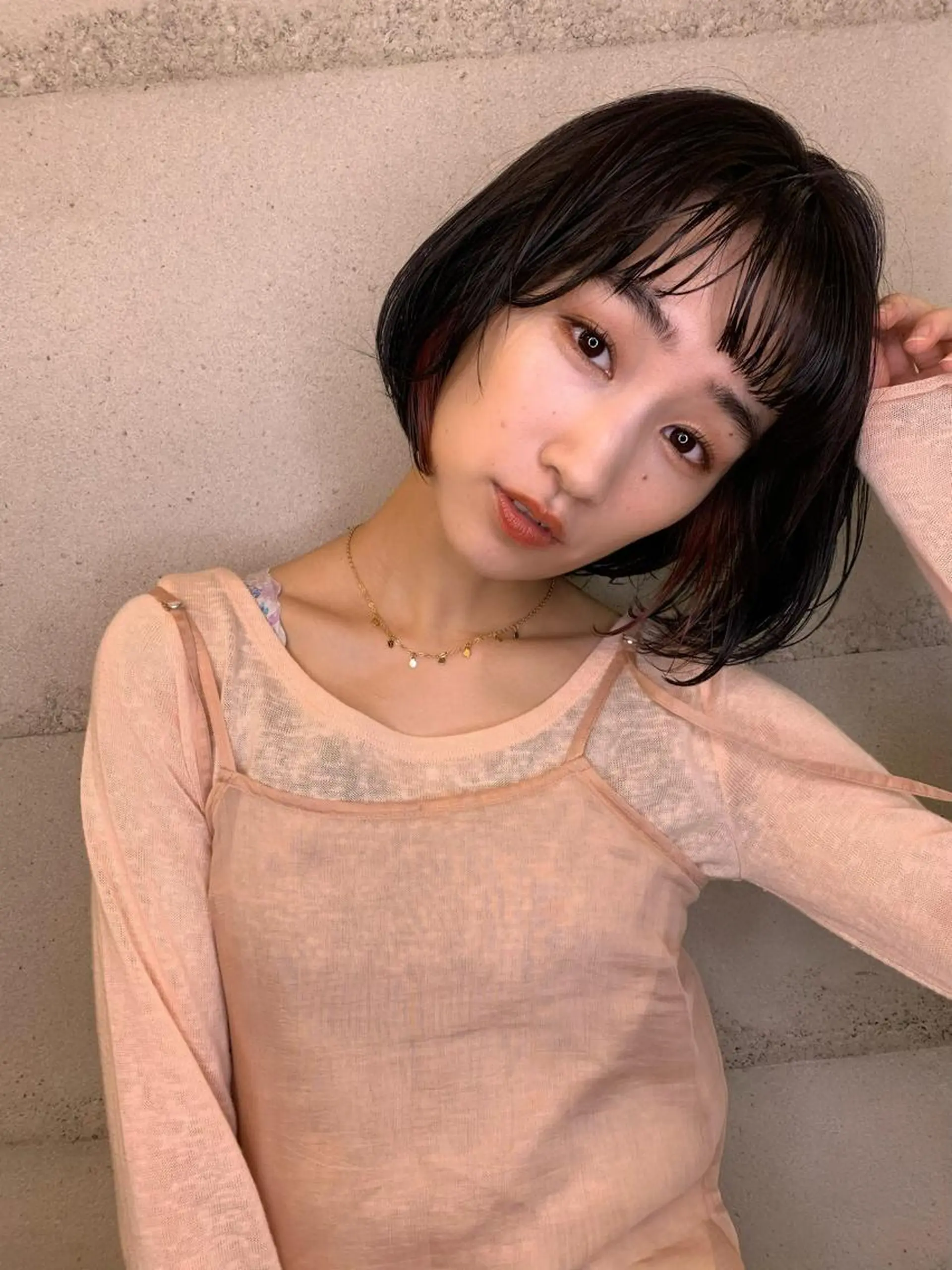 ショート カラー 透明感/オリーブ/ グレージュ/YUKAのヘアスタイル