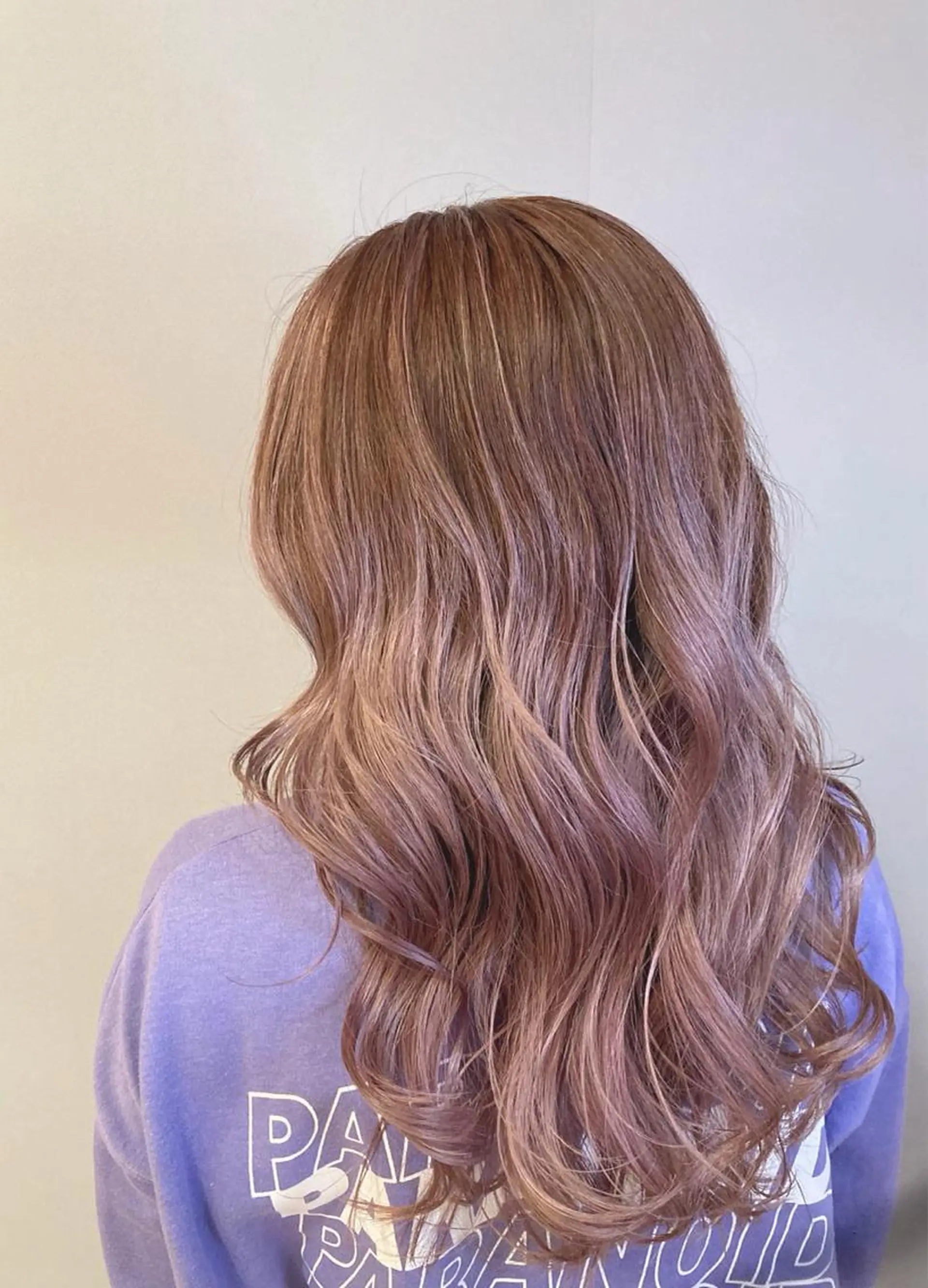 ロング カラー 宮原 佳苗のヘアスタイル