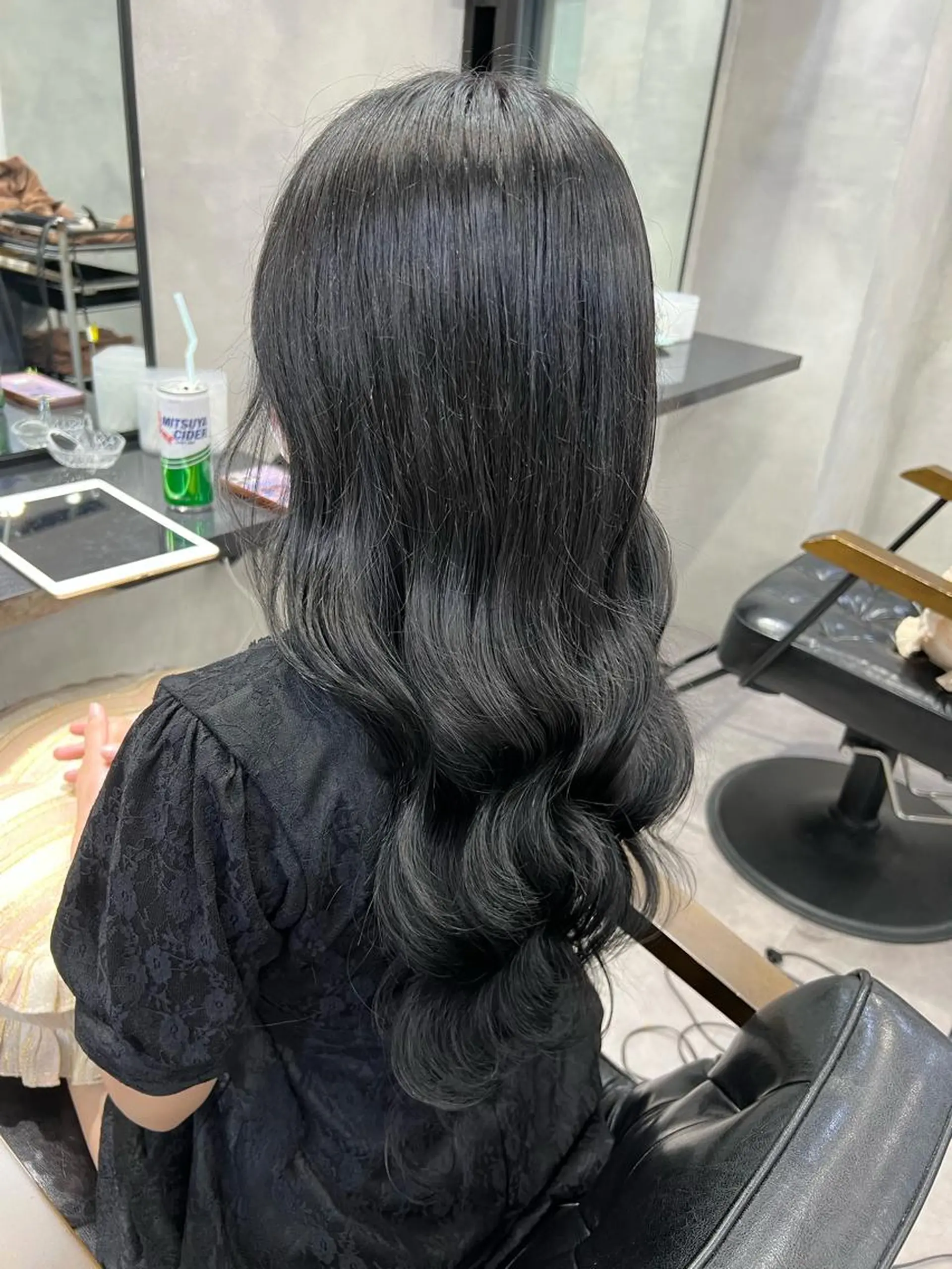 ロング カラー ヘアアレンジ シールエクステ アッシュ バレイヤージュ ベージュカラー 黒髪 カット ヘアカラー エクステ ar+ ❤︎ maiのヘアスタイル
