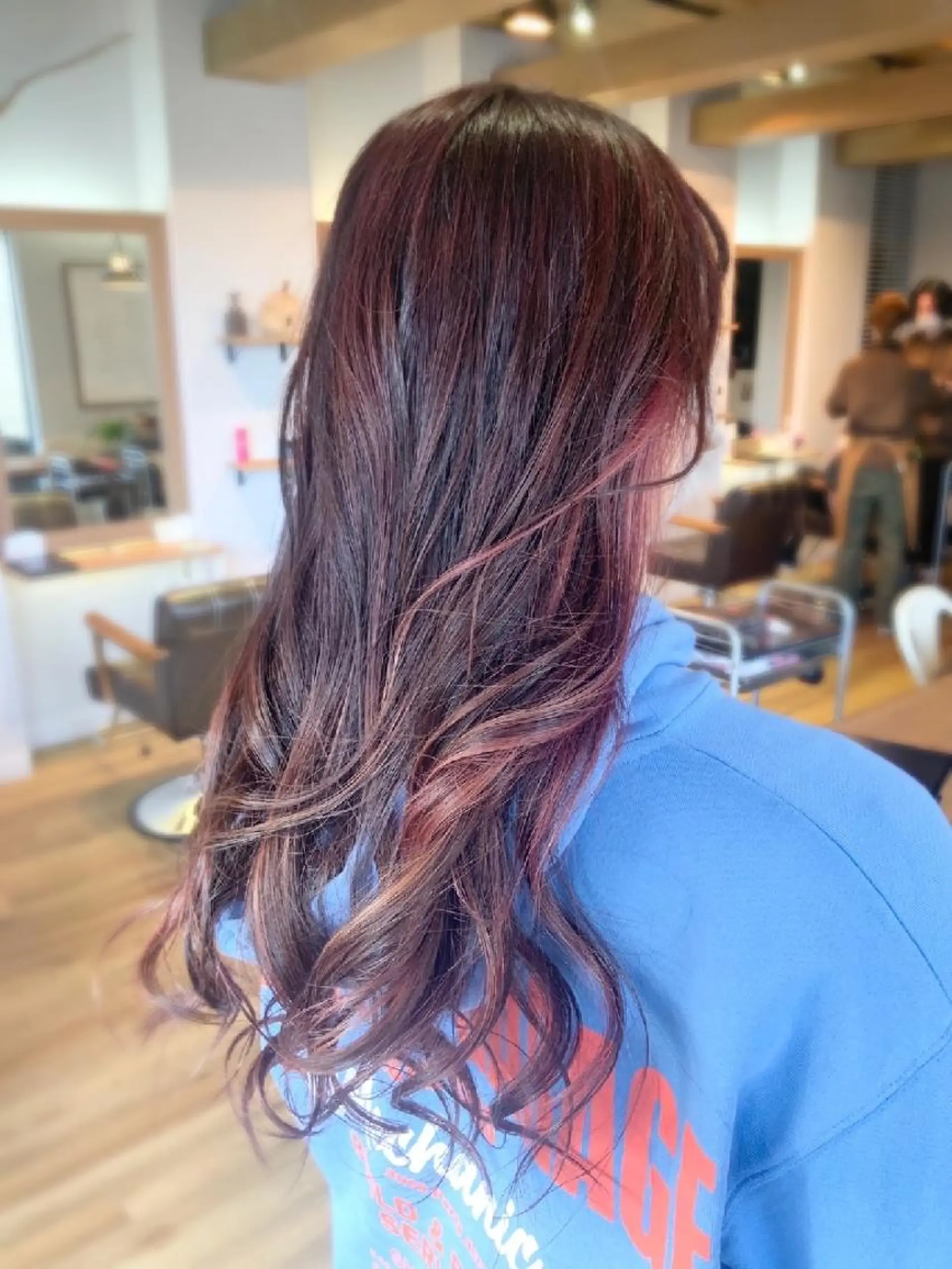 カラー ロング ハイライトカラー ハイライト ヘアカラー トリートメント 堀 望美のヘアスタイル