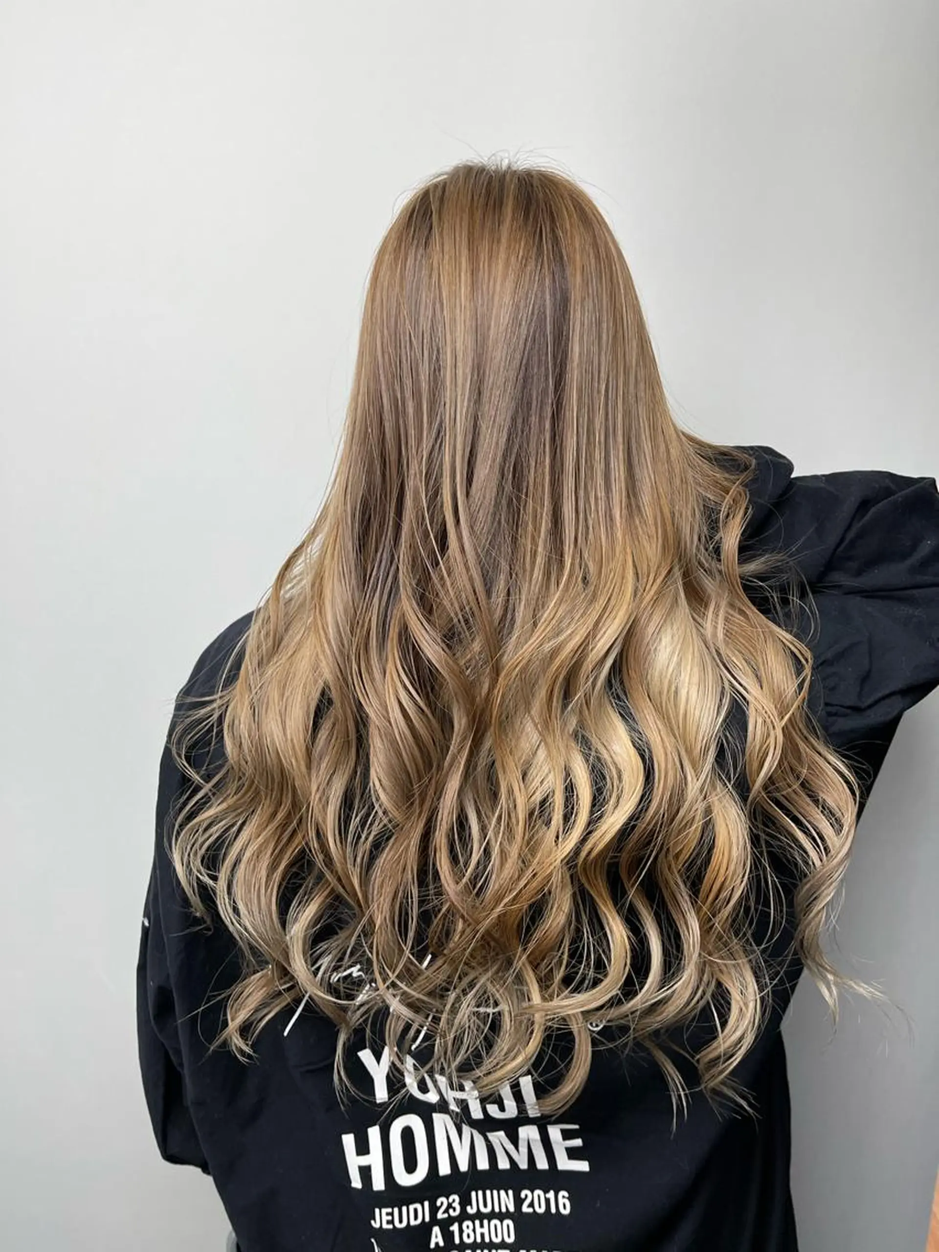 ロング KIRA スズキ タクヤ／店長のヘアスタイル