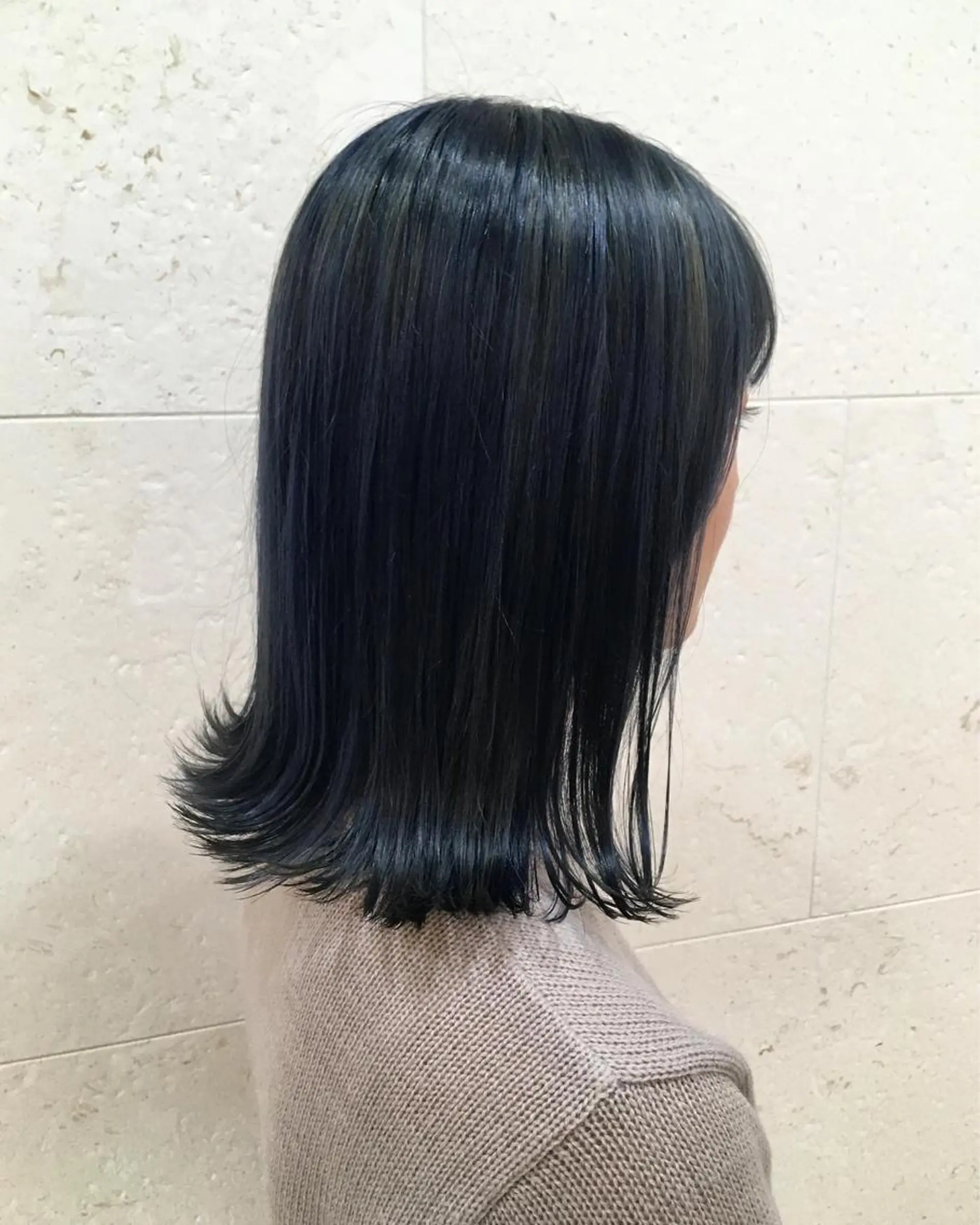 セミロング カラー ブルーカラー カット ヘアカラー トリートメント 斉藤 貴也のヘアスタイル