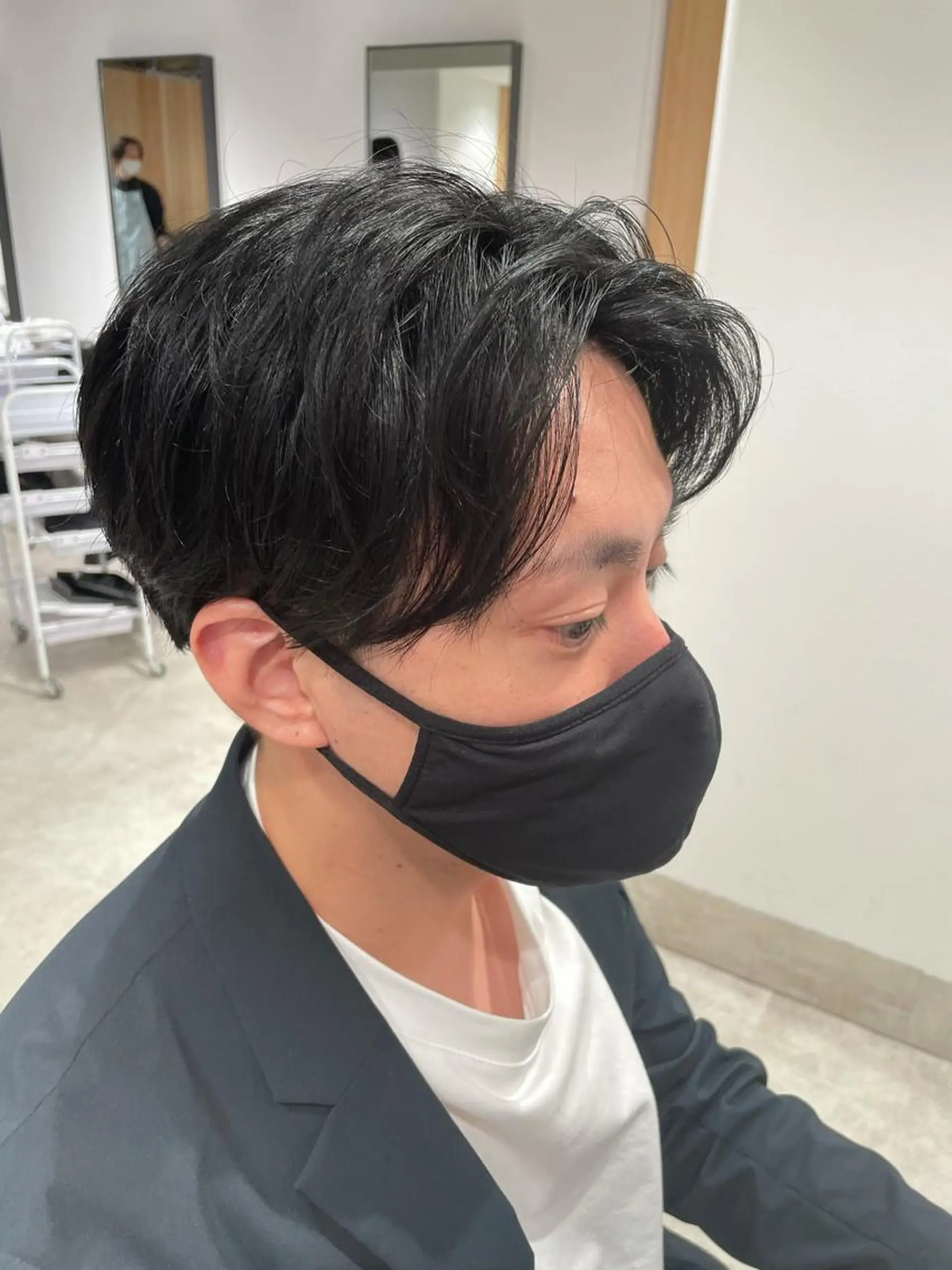 ショート カラー パーマ ヘアアレンジ メンズ カット ヘアカラー パーソナルカラー合わ せたカラー🤍なつみのヘアスタイル