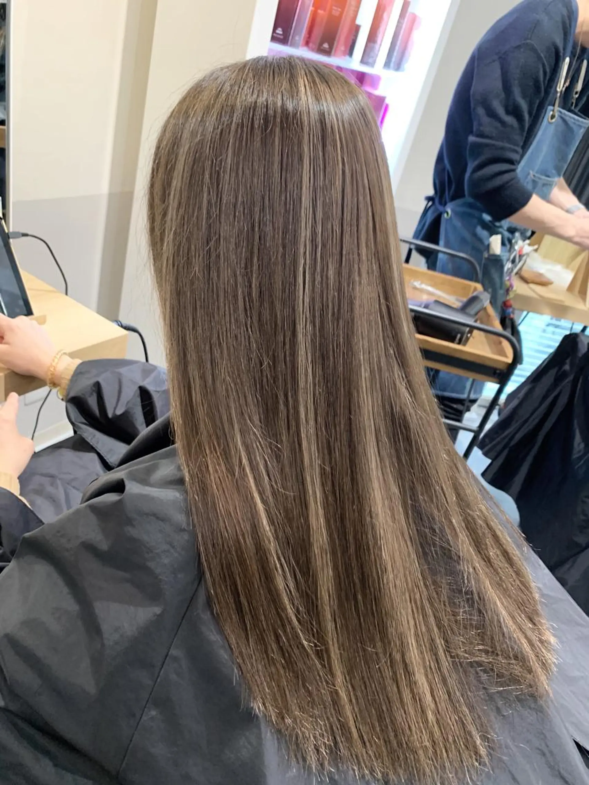 ロング ハイライト レイヤー×縮毛矯正 深見 拓のヘアスタイル