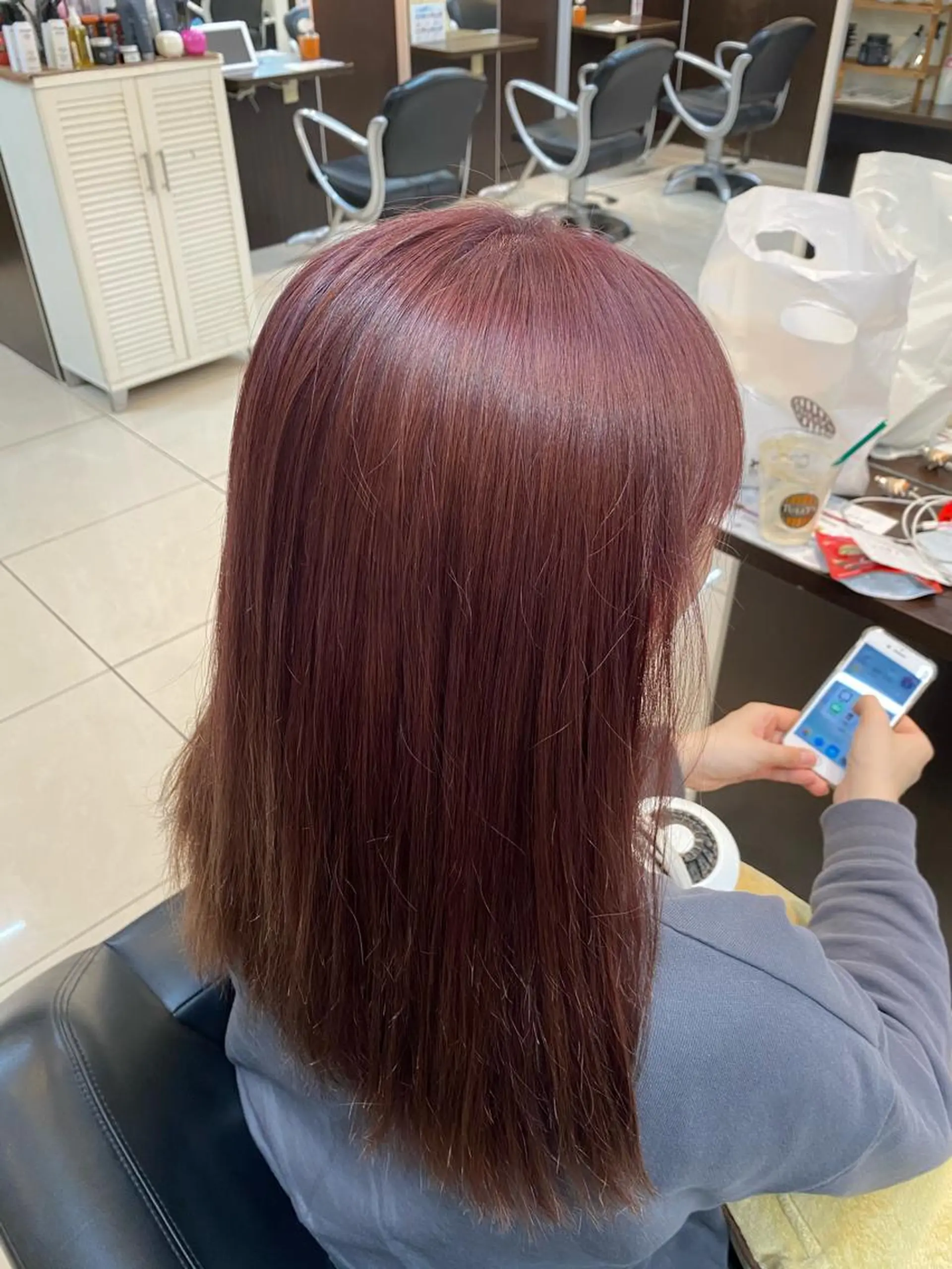 セミロング カラー ダブルカラー レッドカラー ショートボブ✨️ 池田芽生のヘアスタイル