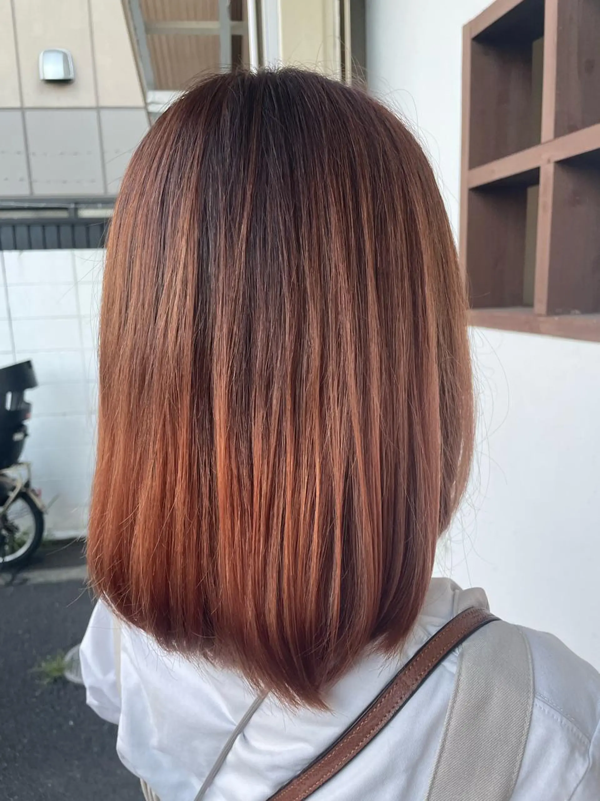 ミディアム カラー オレンジ 美容室 Jフィドルファドル所属・わきた かずなのヘアスタイル