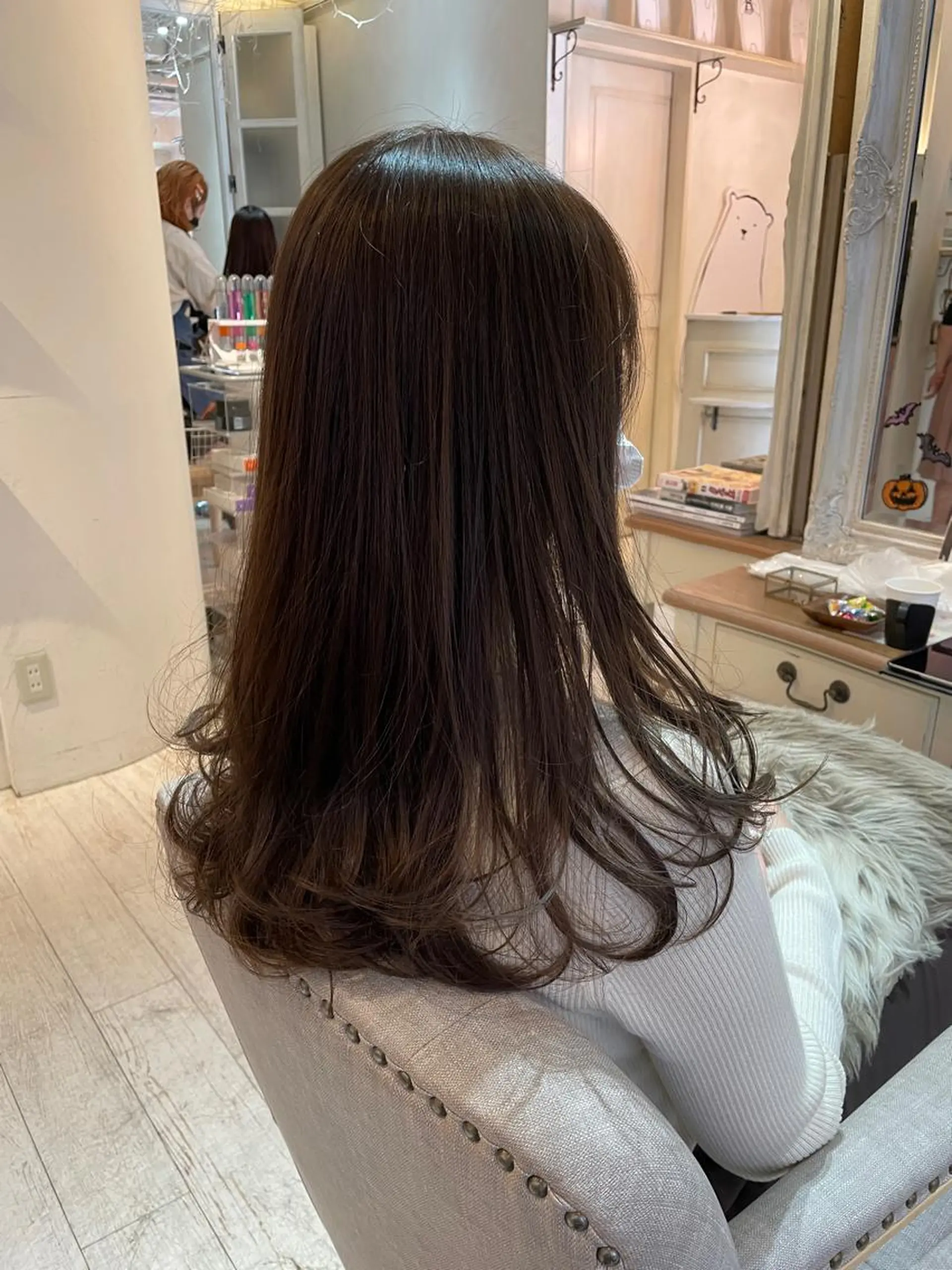 ロング カラー HATSUMEI 勅使瓦　祥のヘアスタイル