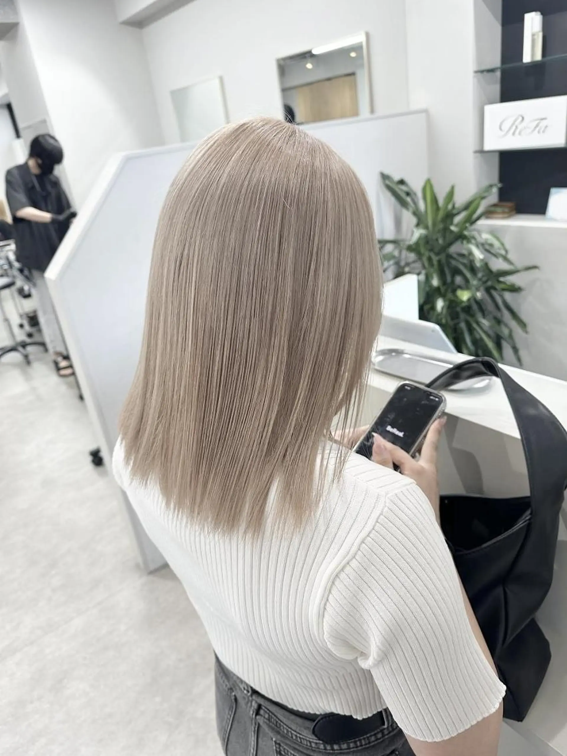 ミディアム カラー ✨【公式】 juhl.横浜✨のヘアスタイル