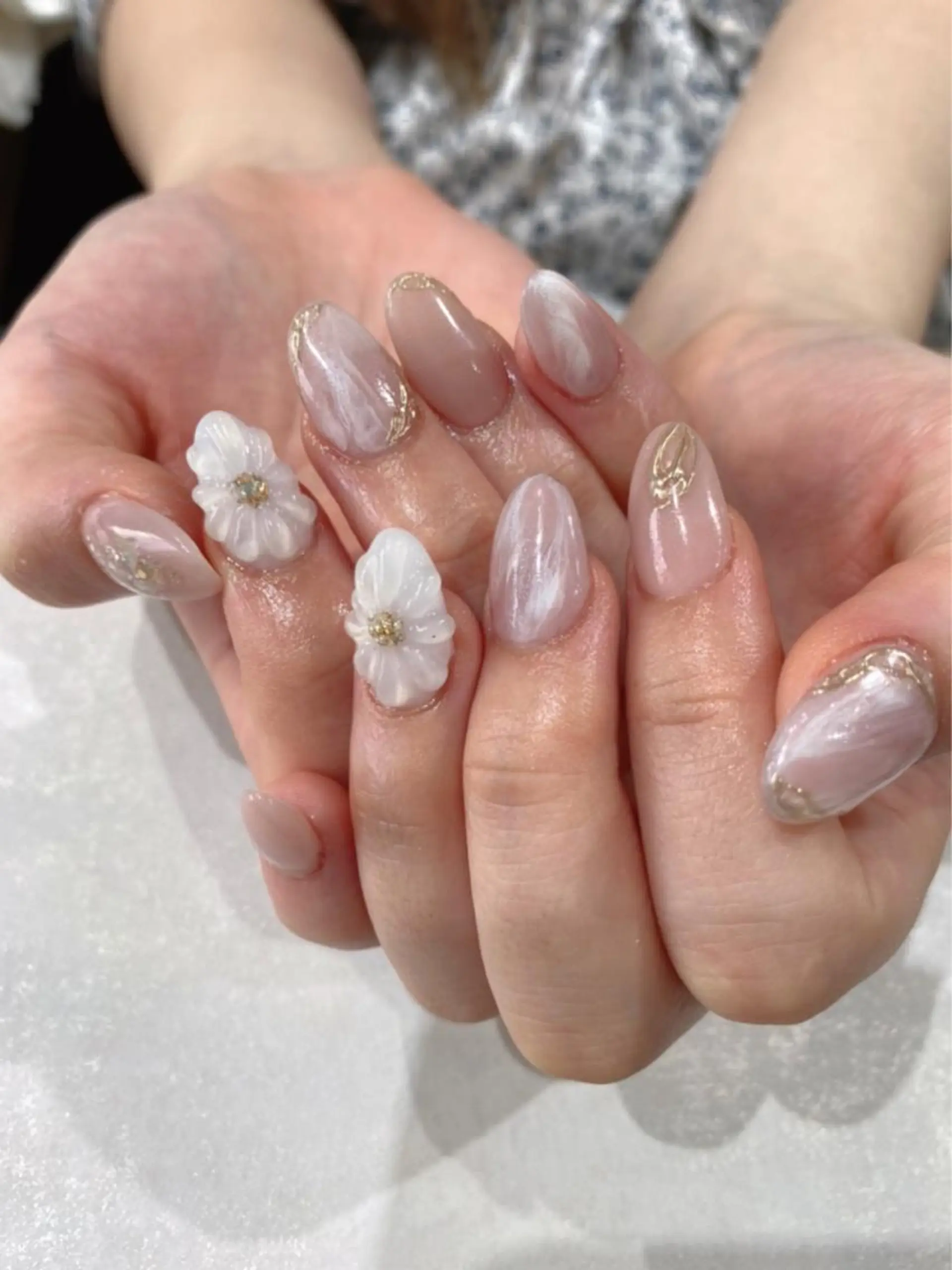 ミディアム ハンドネイル Nail  R💫 naoのネイルデザイン