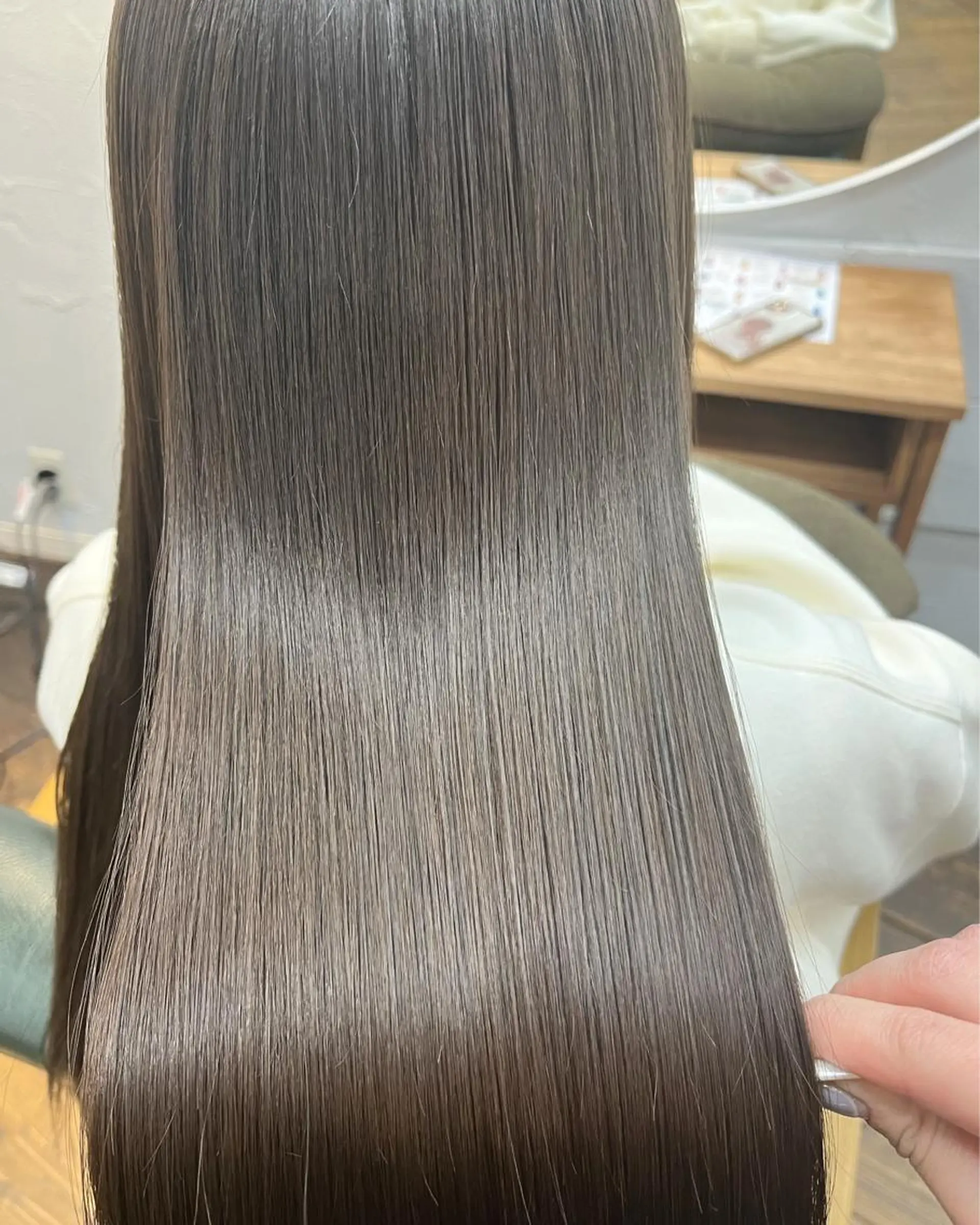 ロング カラー パーマ カット ヘアカラー 縮毛矯正 ツチダ カホのヘアスタイル