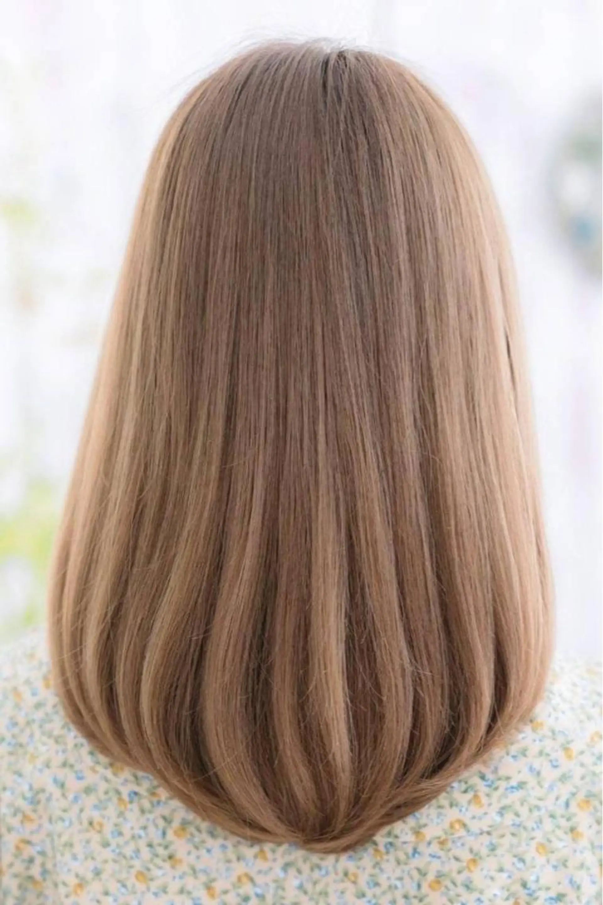 ミディアム カラー ブリーチ 仲宗根 綾のヘアスタイル