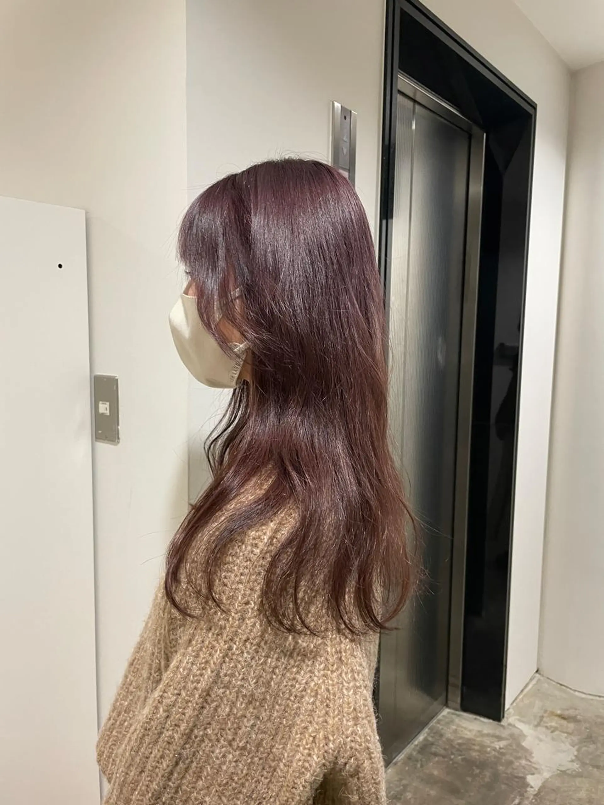 ロング カラー ブリーチ ブラウンカラー ピンクカラー ピンクブラウン 髪質改善/似合わせ カラー/レイヤーのヘアスタイル