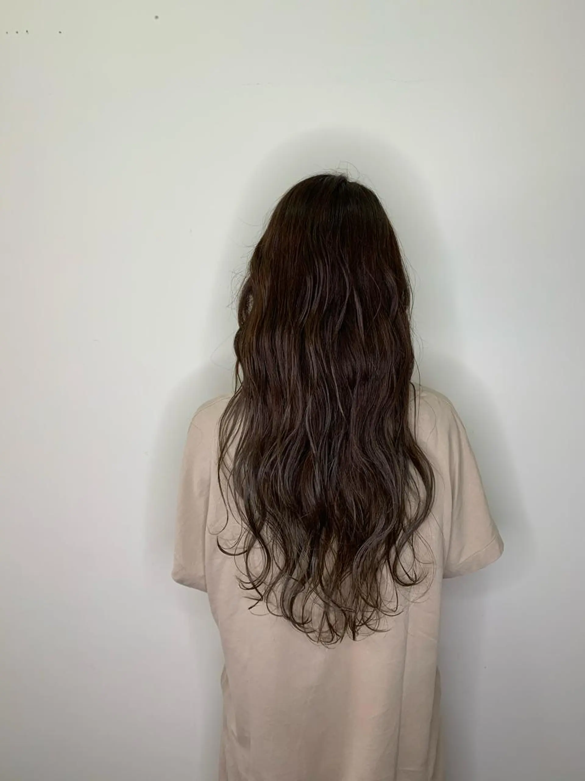 ロング カラー カット 西村 真実子のヘアスタイル