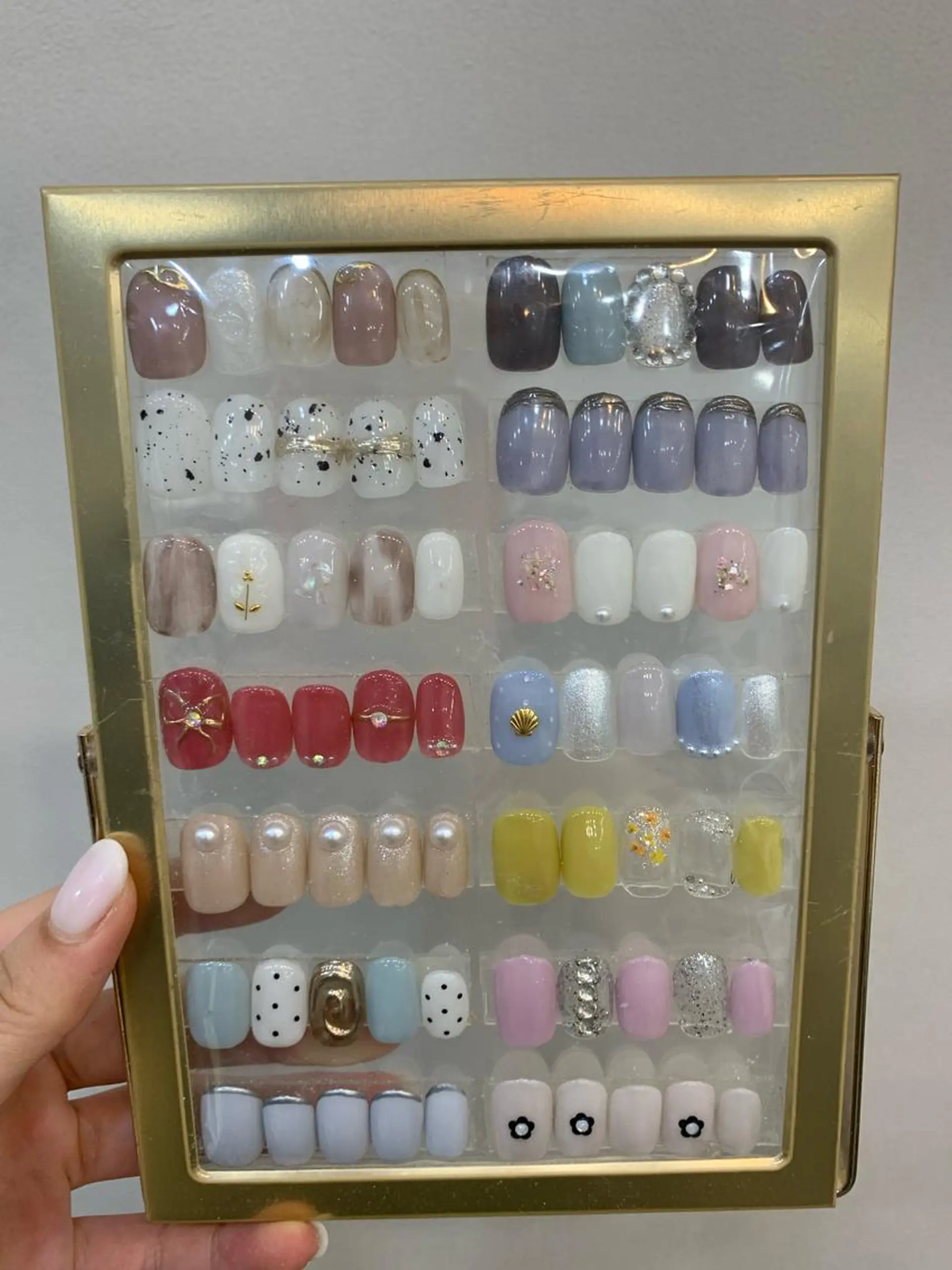 ネイル シンプルネイル SASAKI Sのネイルデザイン