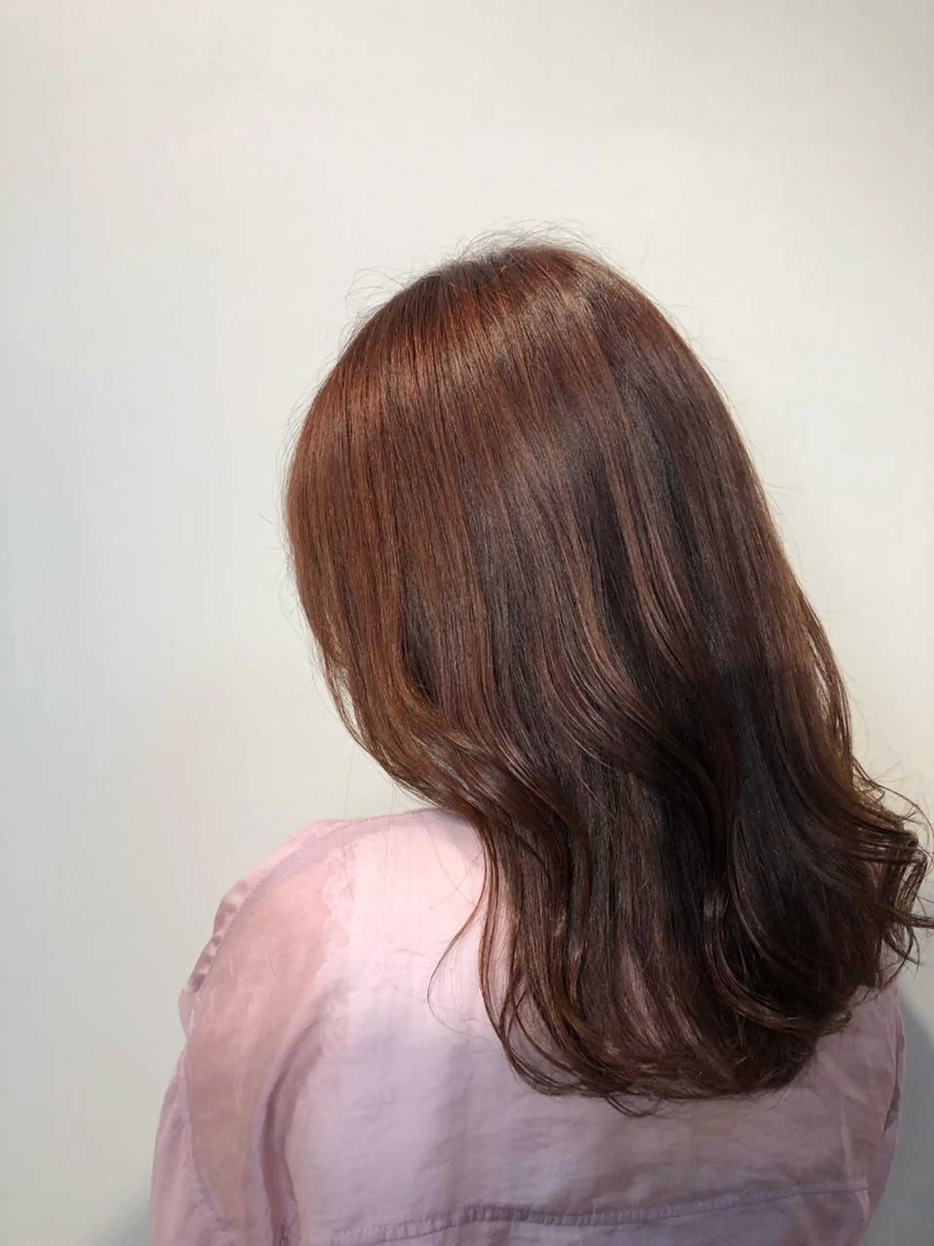 セミロング ラベンダーベージュ niko by hair所属・髪質改善のプロ☘️ 二村祐輝のヘアスタイル