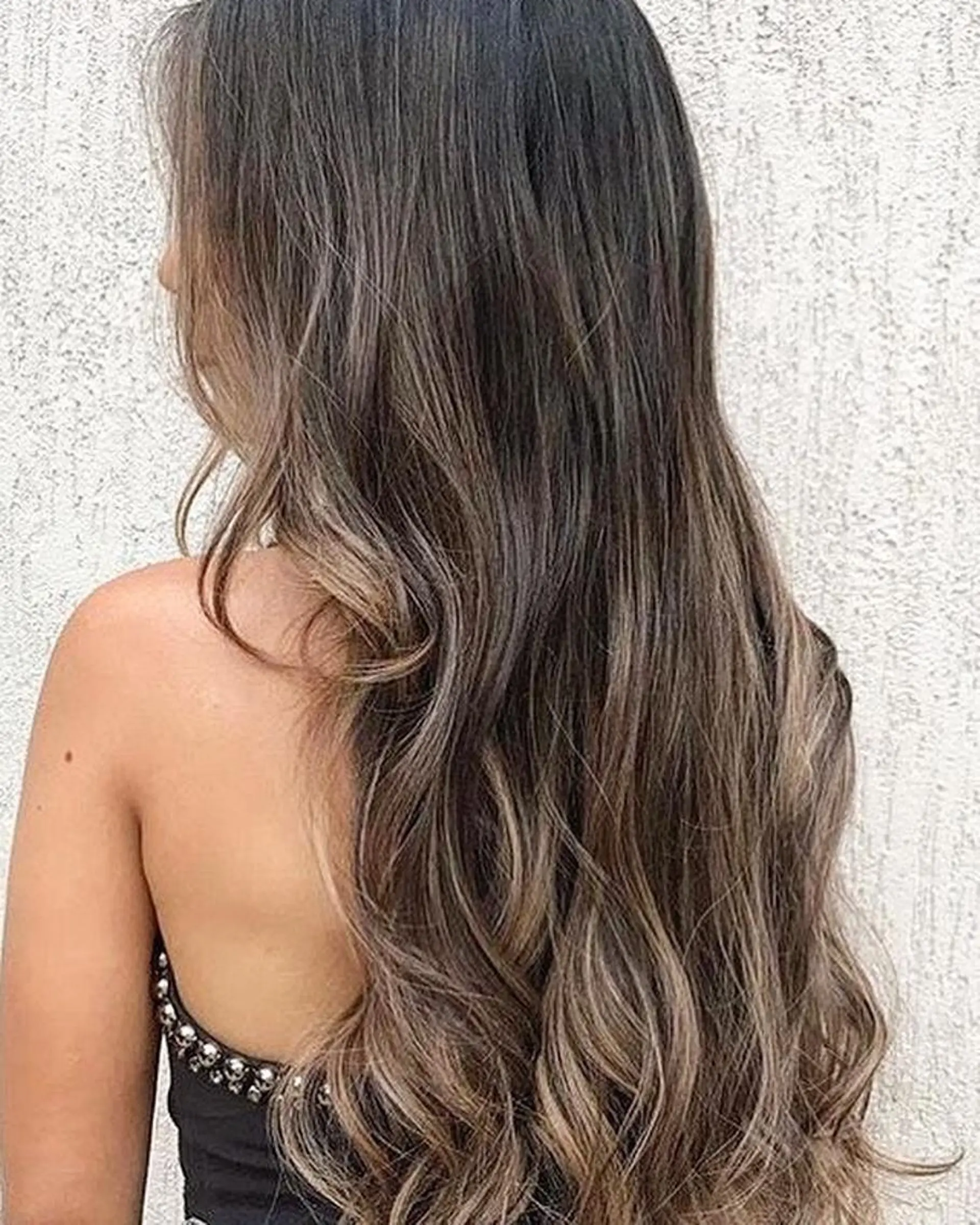 ロング カラー パーマ ヘアアレンジ 大阪レミーエクステ チビ編み込みのヘアスタイル