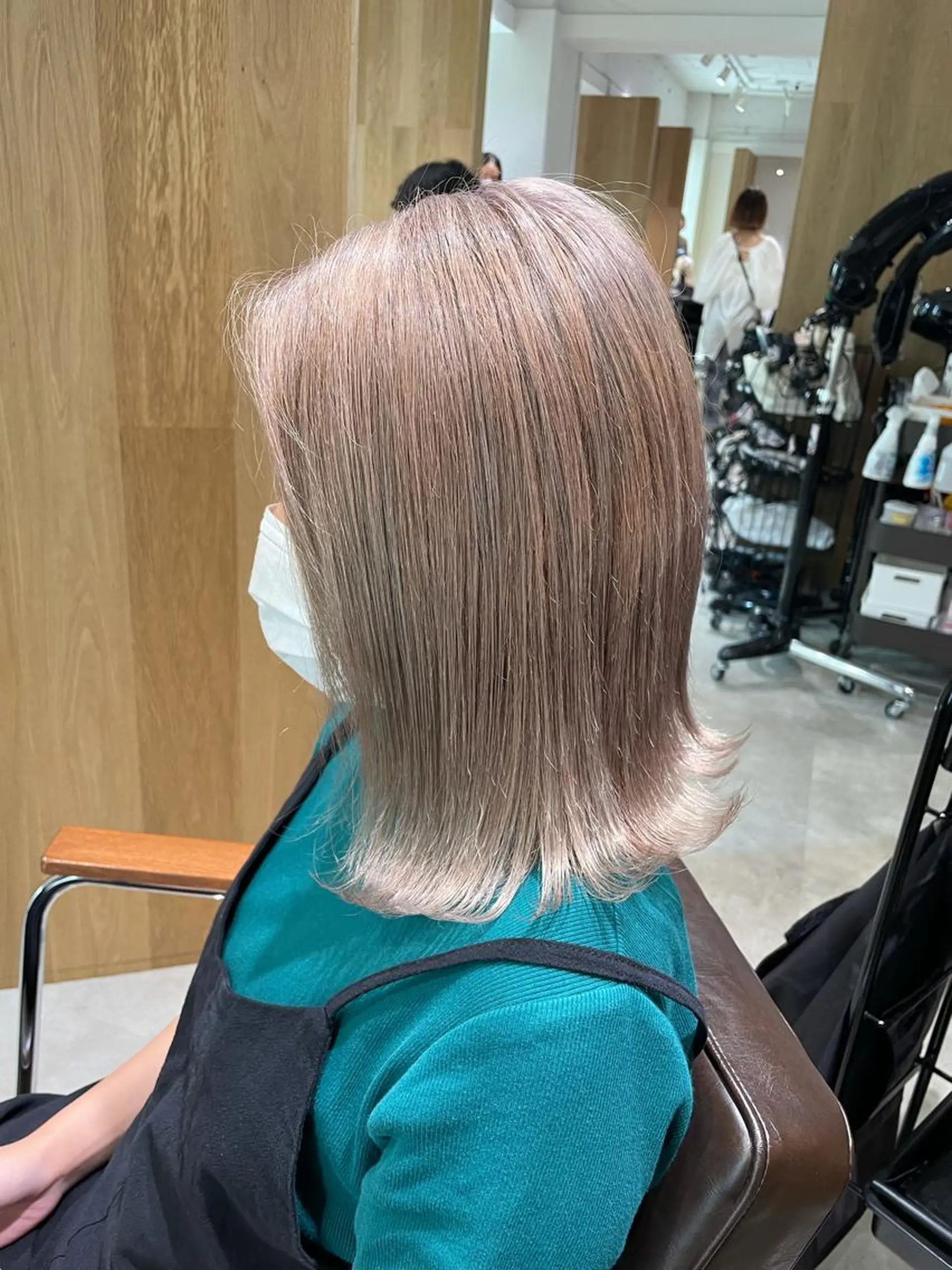 ミディアム カラー ヘアカラー トリートメント レイヤー/ハッシュ 渋谷/サッタのヘアスタイル