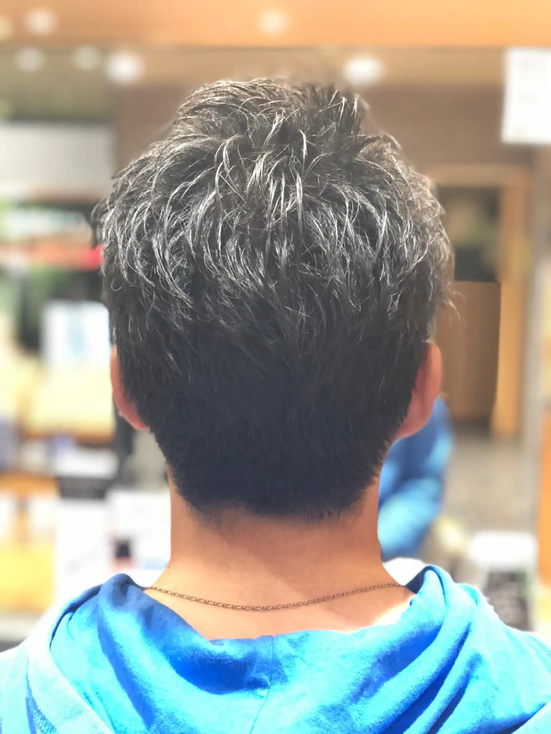 ショート メンズ 吉村 周馬のヘアスタイル