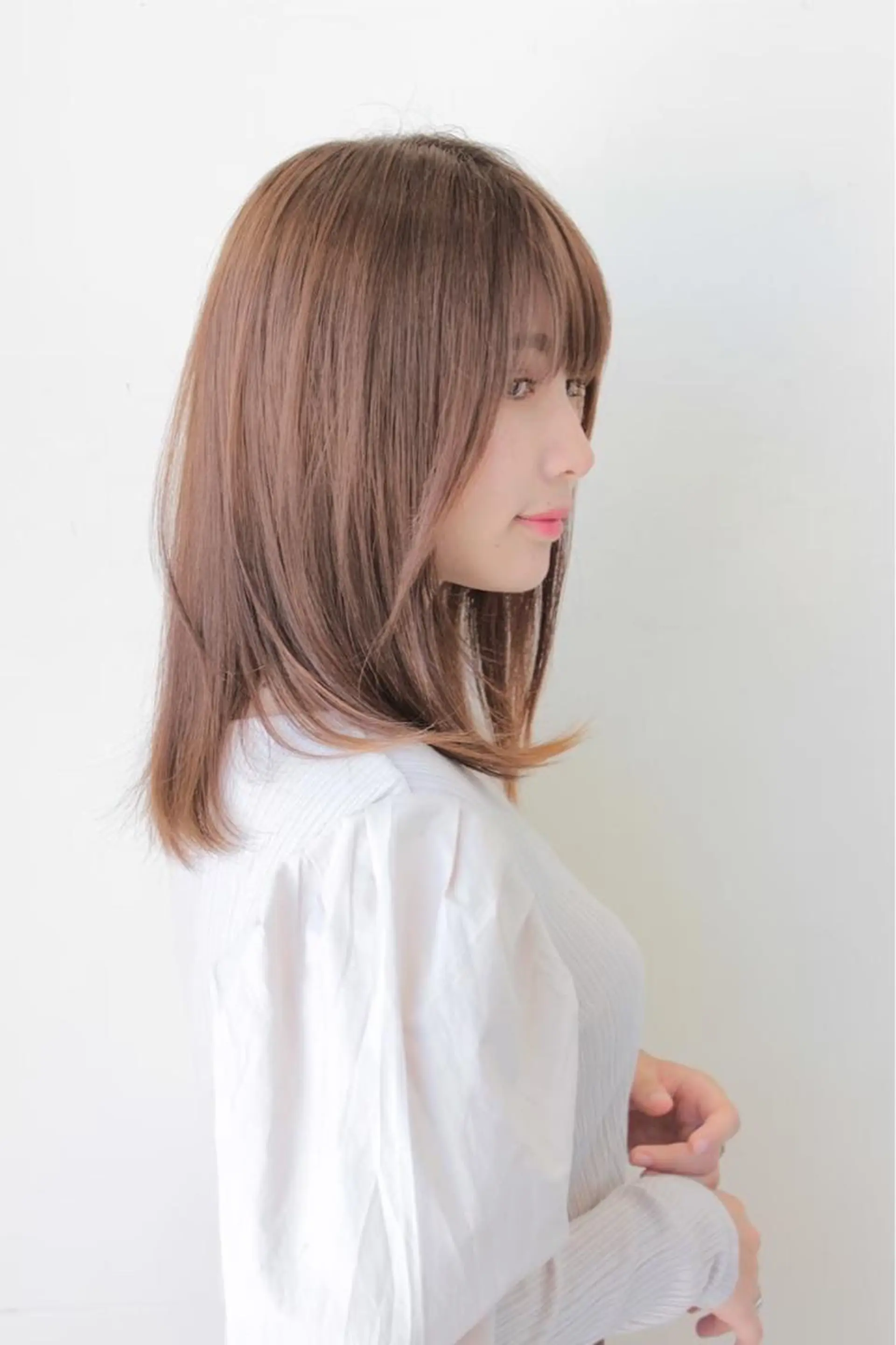 セミロング 大江 美穂のヘアスタイル