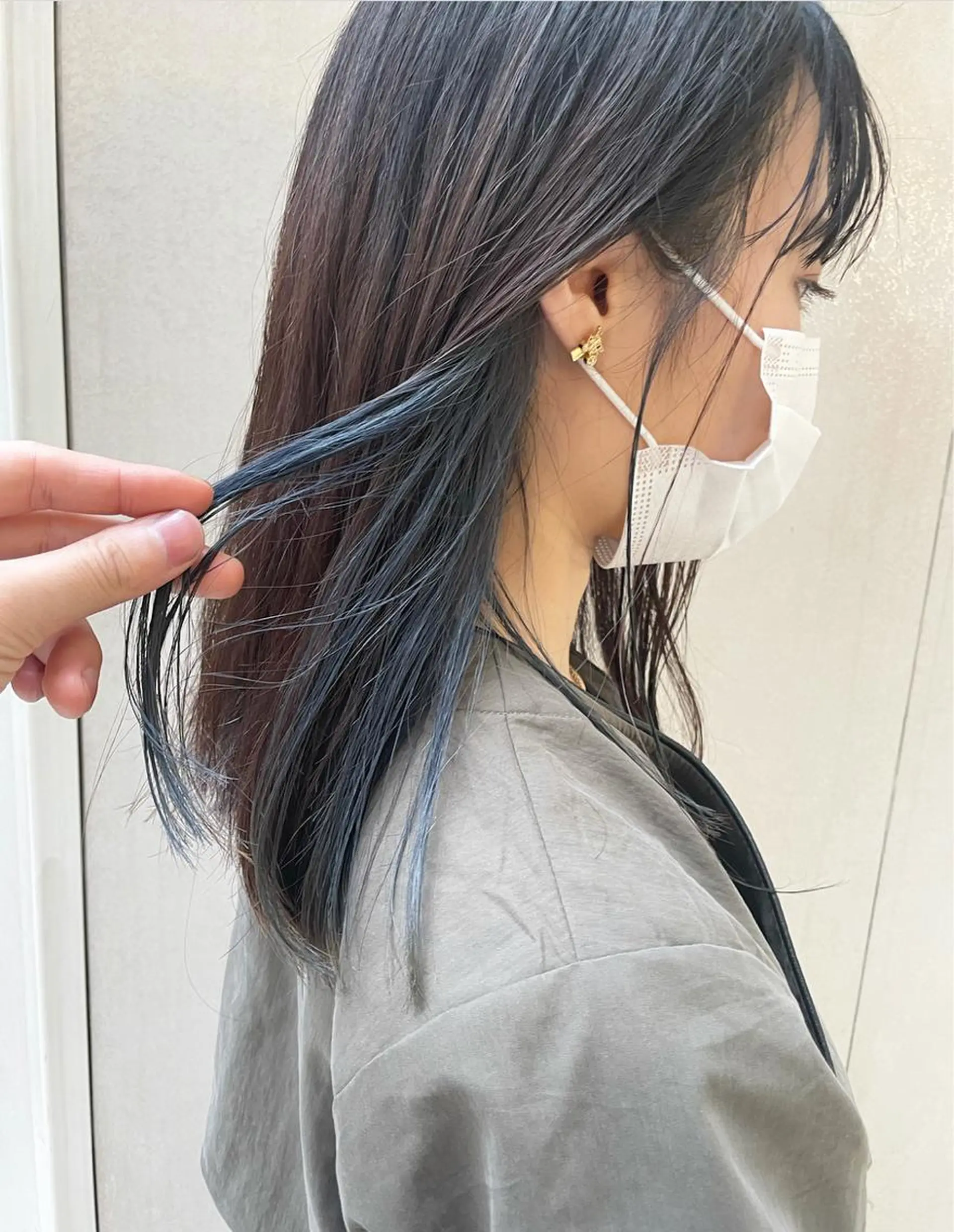 ミディアム カラー ケアブリーチ/ エクステ/レイヤーのヘアスタイル