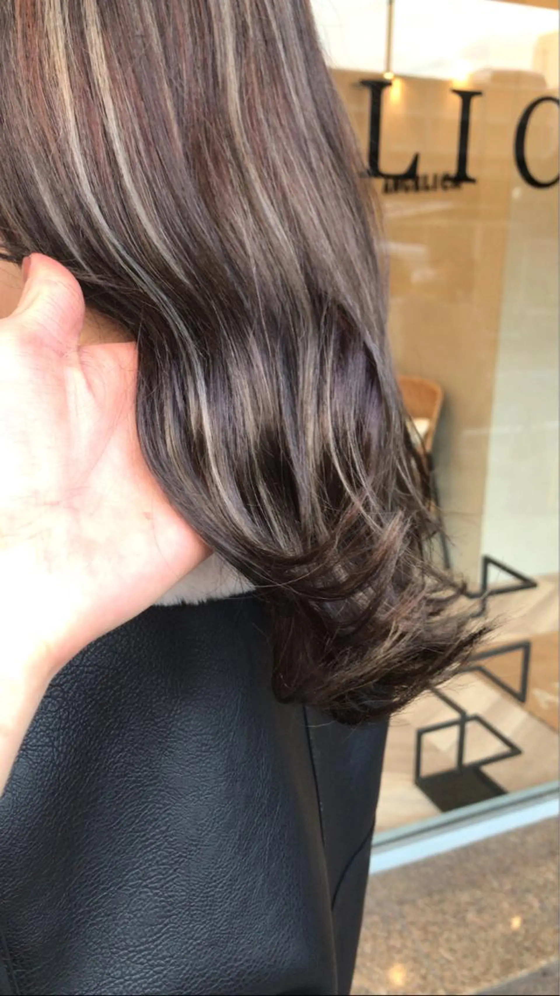 ミディアム ハイライト 韓国スタイル🌈木村 和祐🌈のヘアスタイル