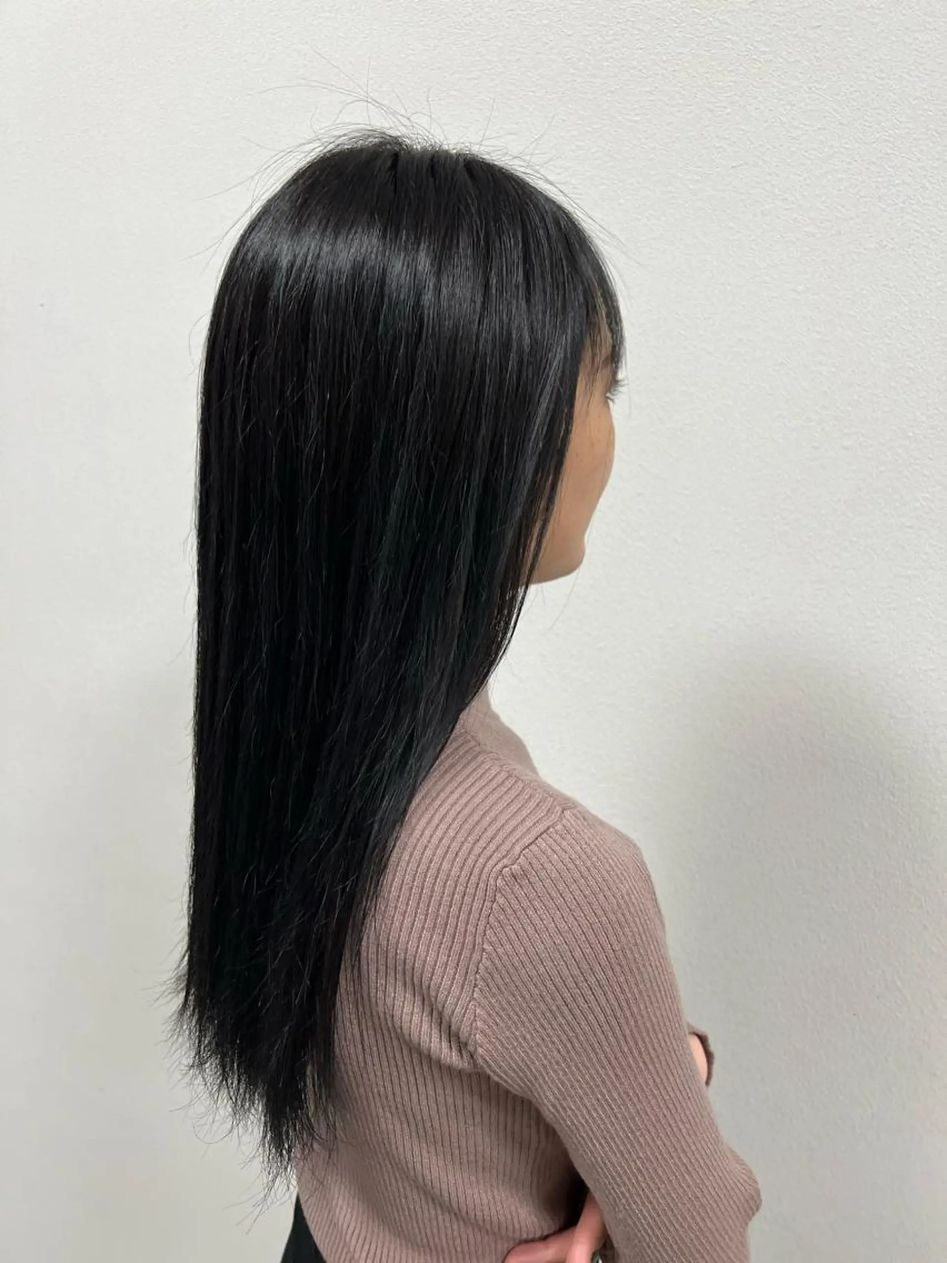 ロング カラー ダークグレー ダークグレージュ グレージュ Rino kanayama所属・Rino 金山 ／ 宮澤 萌のヘアスタイル