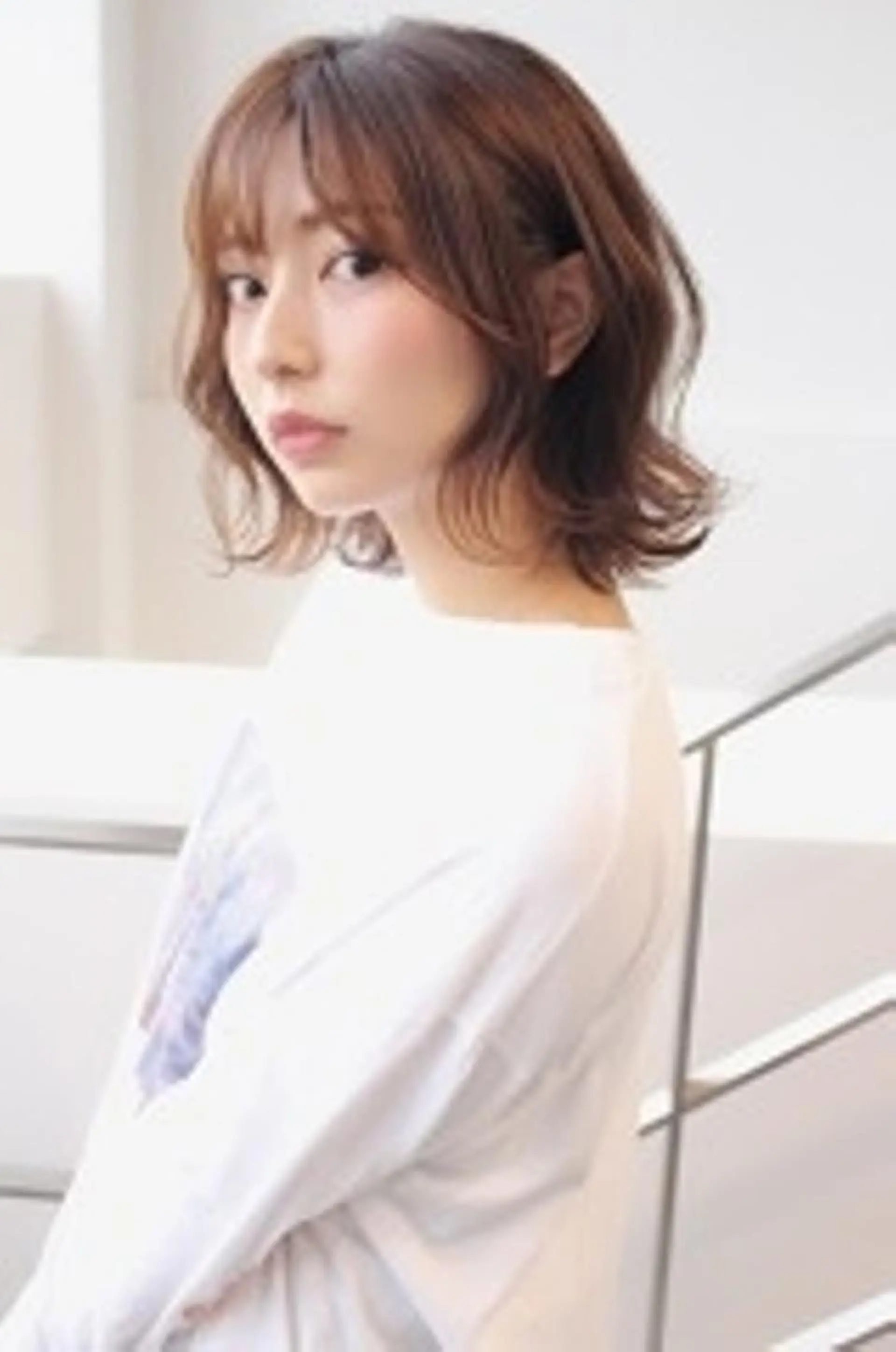 ミディアム 吉田 恒のヘアスタイル