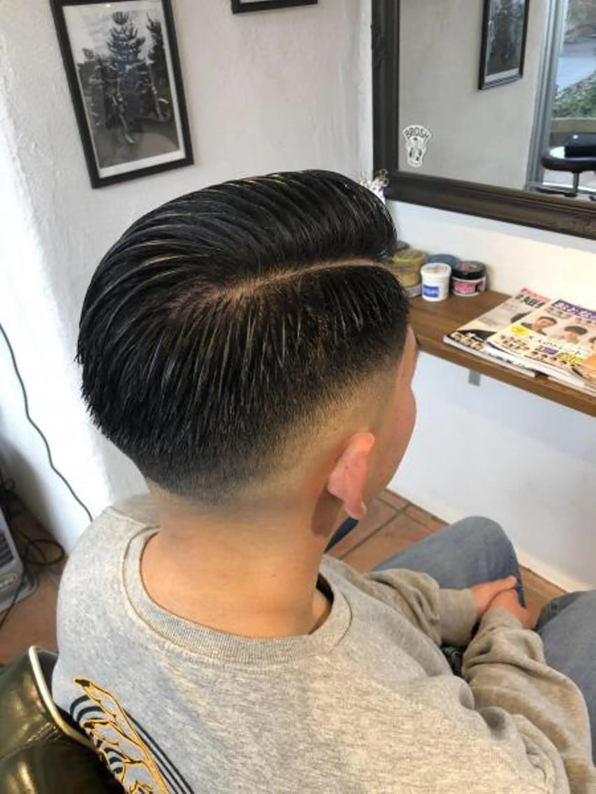 ショート メンズ フェードカット スキンフェード カット vita所属・冨士川 英樹のヘアスタイル