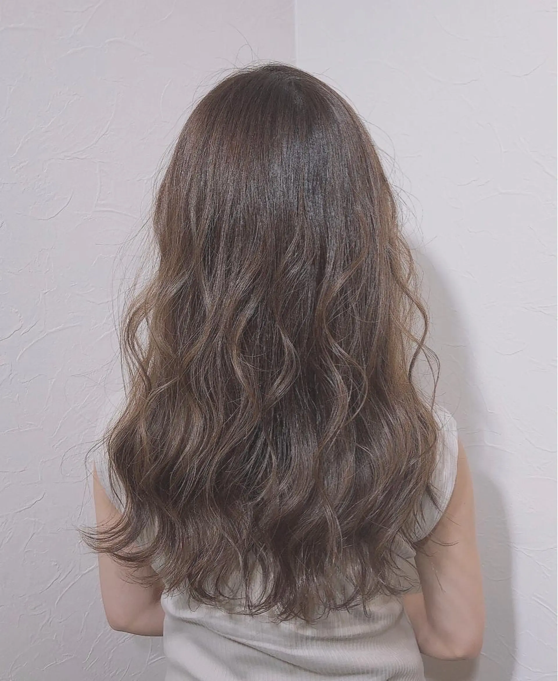 ロング カラー カット ヘアカラー トリートメント 💜 MINORI💜のヘアスタイル