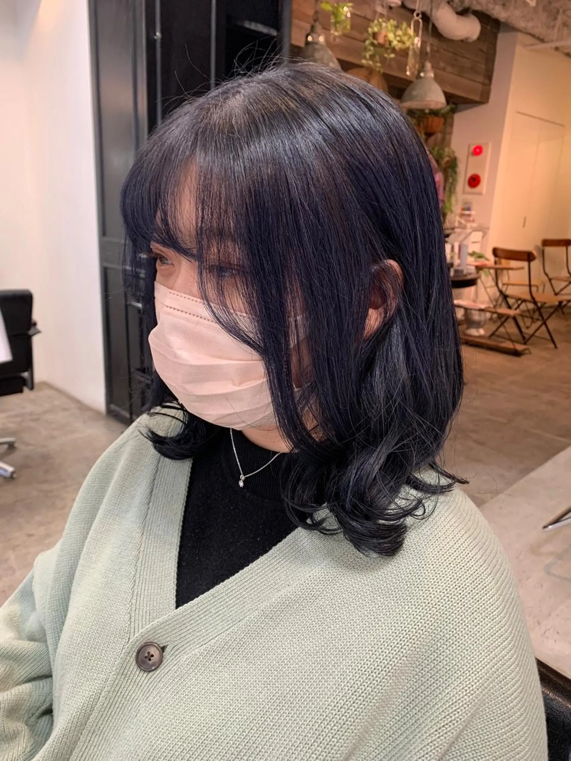 ミディアム カラー ブリーチ ディープパープル パープルカラー カット ヘアカラー トリートメント 似合わせレイヤー カット/KANNAのヘアスタイル