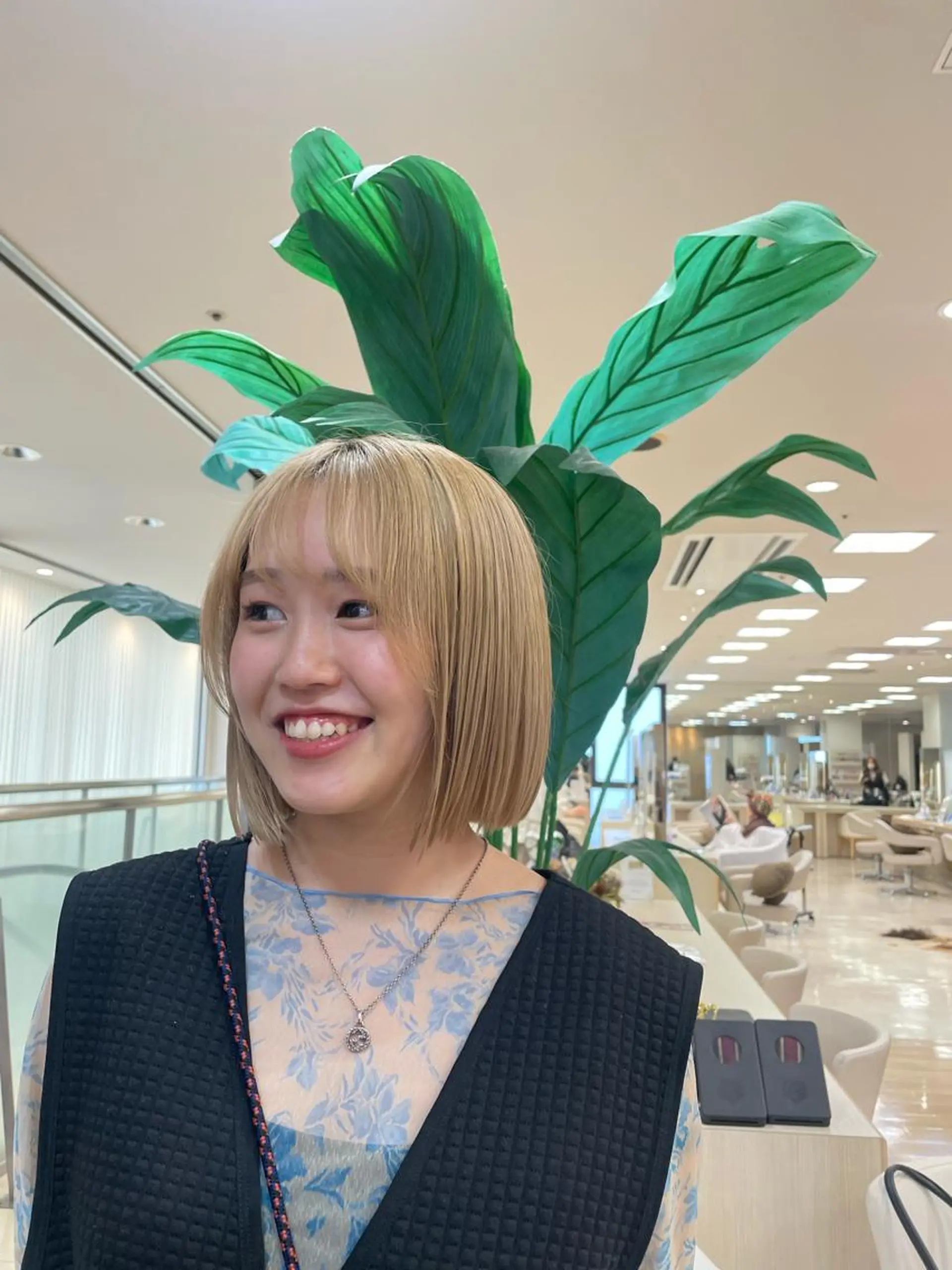 ショート カラー 暖色レイヤー 🥀REIRIのヘアスタイル