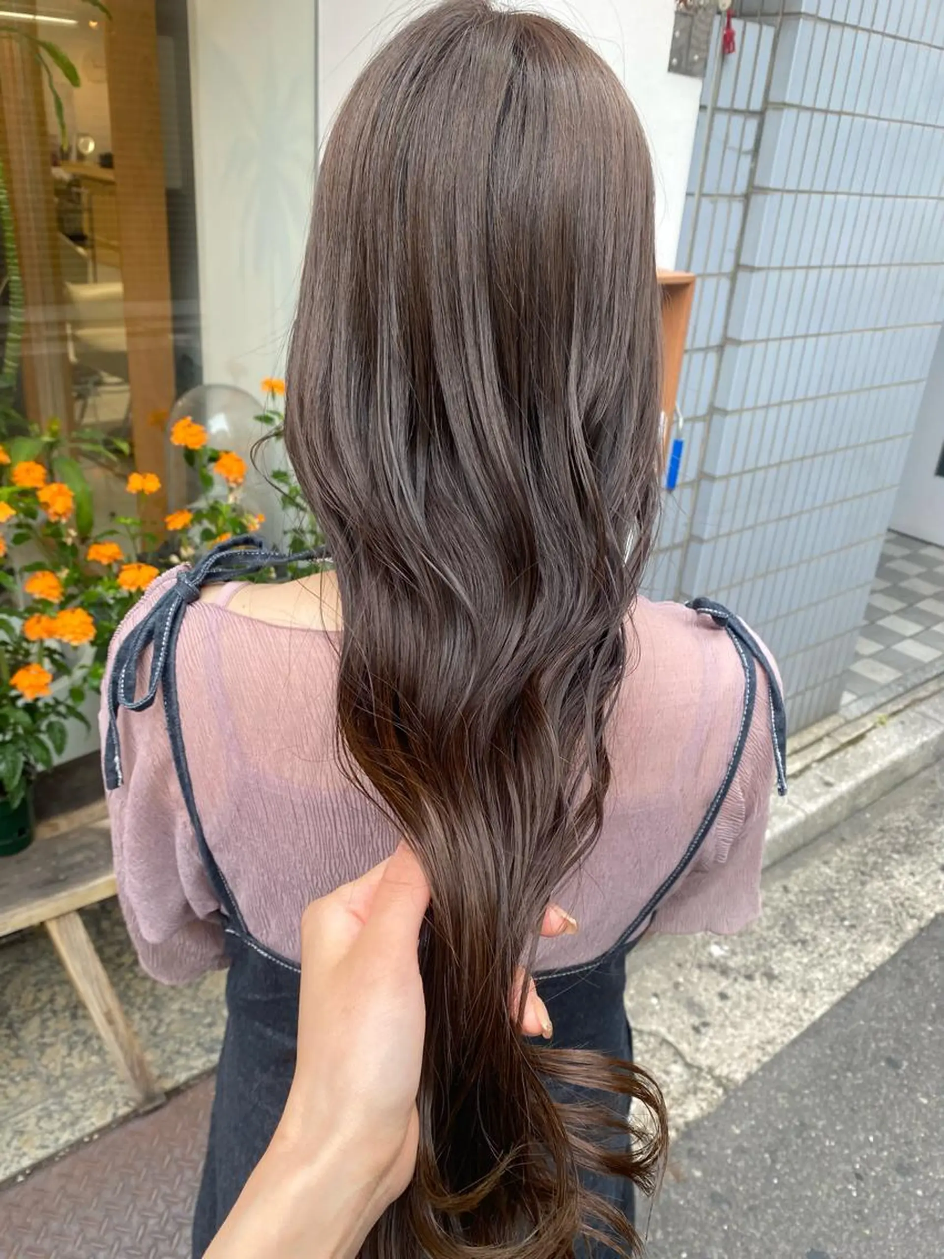 ロング カラー カット ヘアカラー トリートメント 安永 涼のヘアスタイル