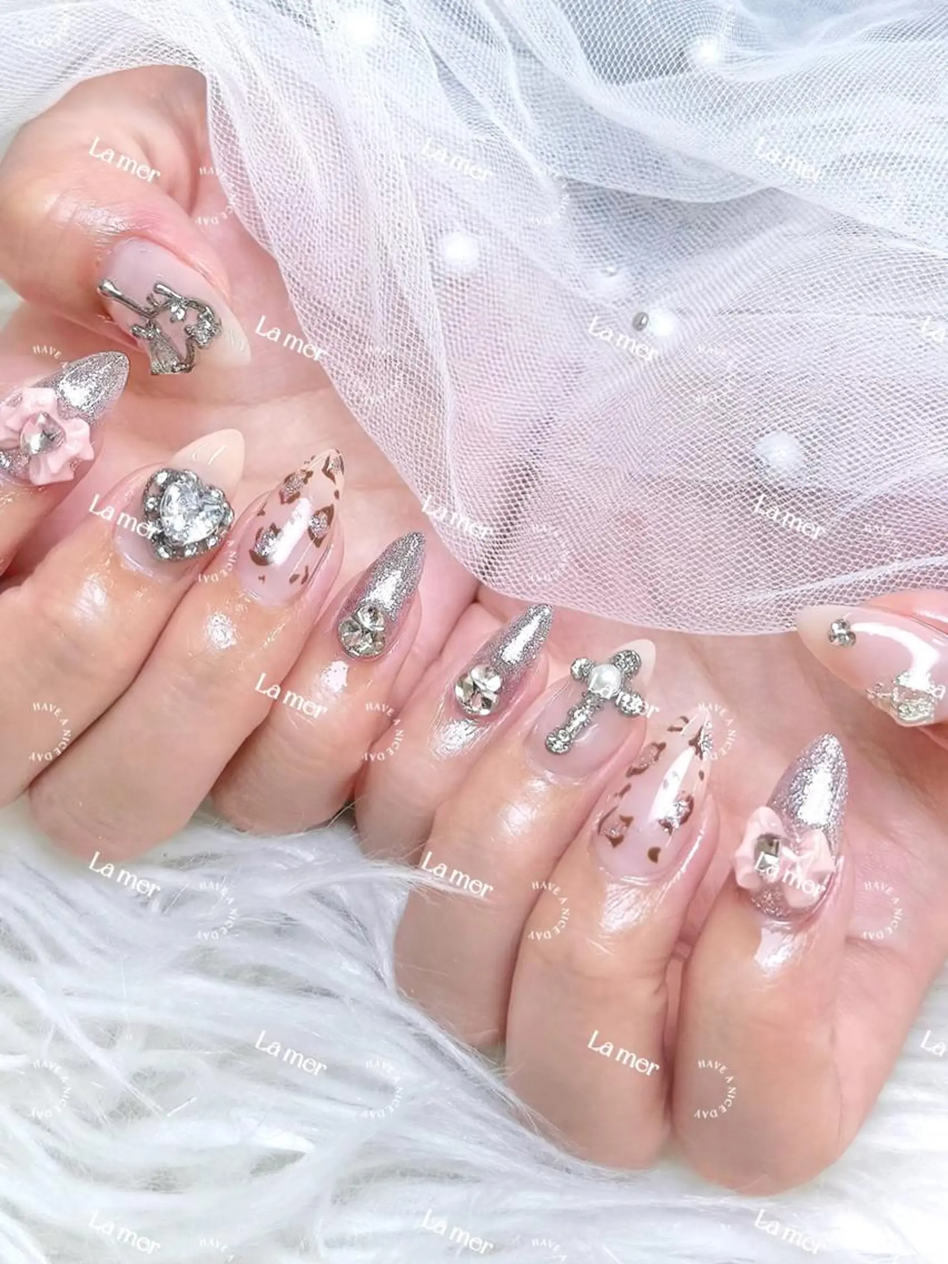 ネイル 🌻 Momoko_のネイルデザイン