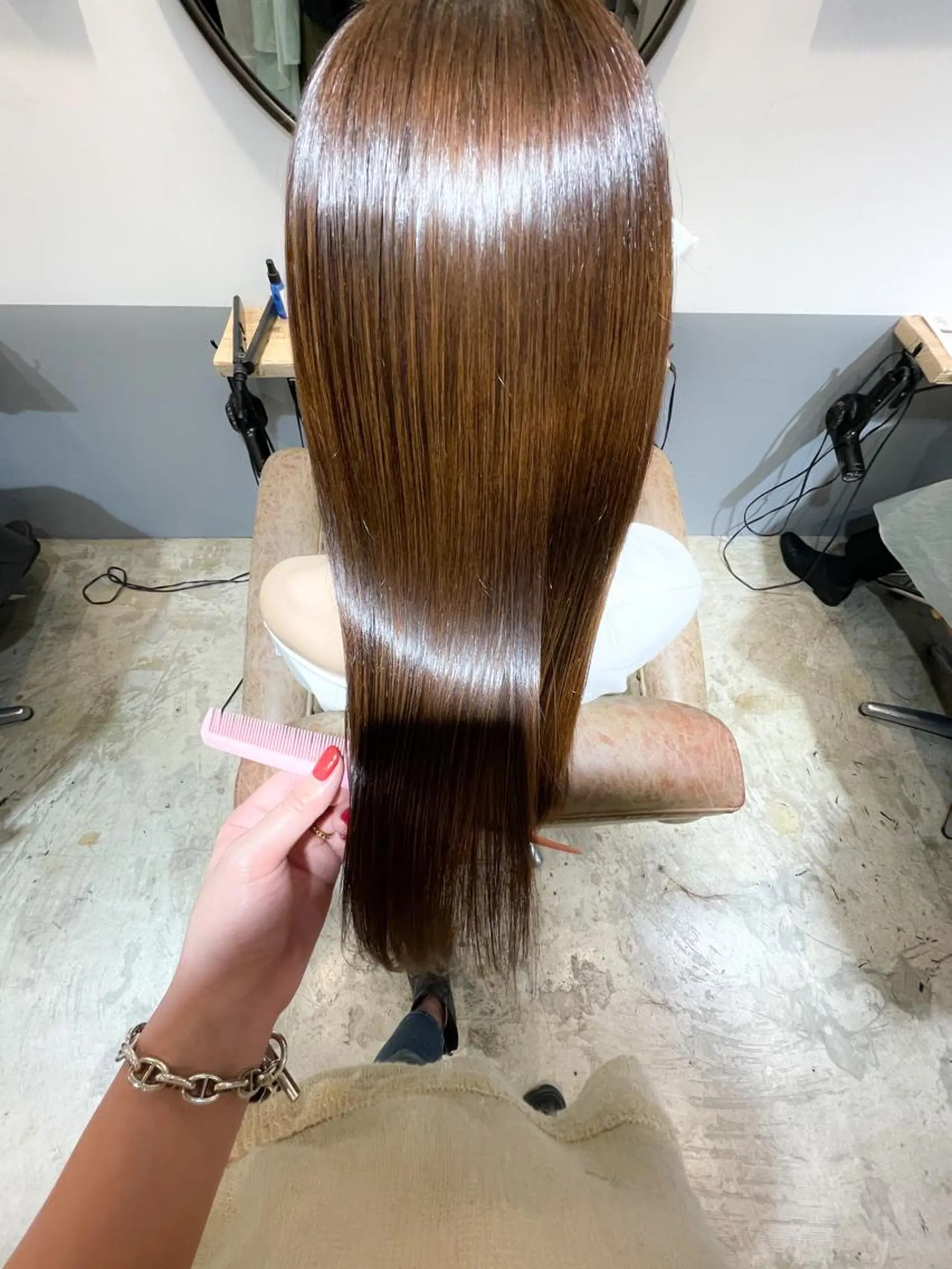 ロング カット 縮毛矯正 HAIR WORKS HELM所属・ショート✨ボブ✨代表 新田見美仁のヘアスタイル