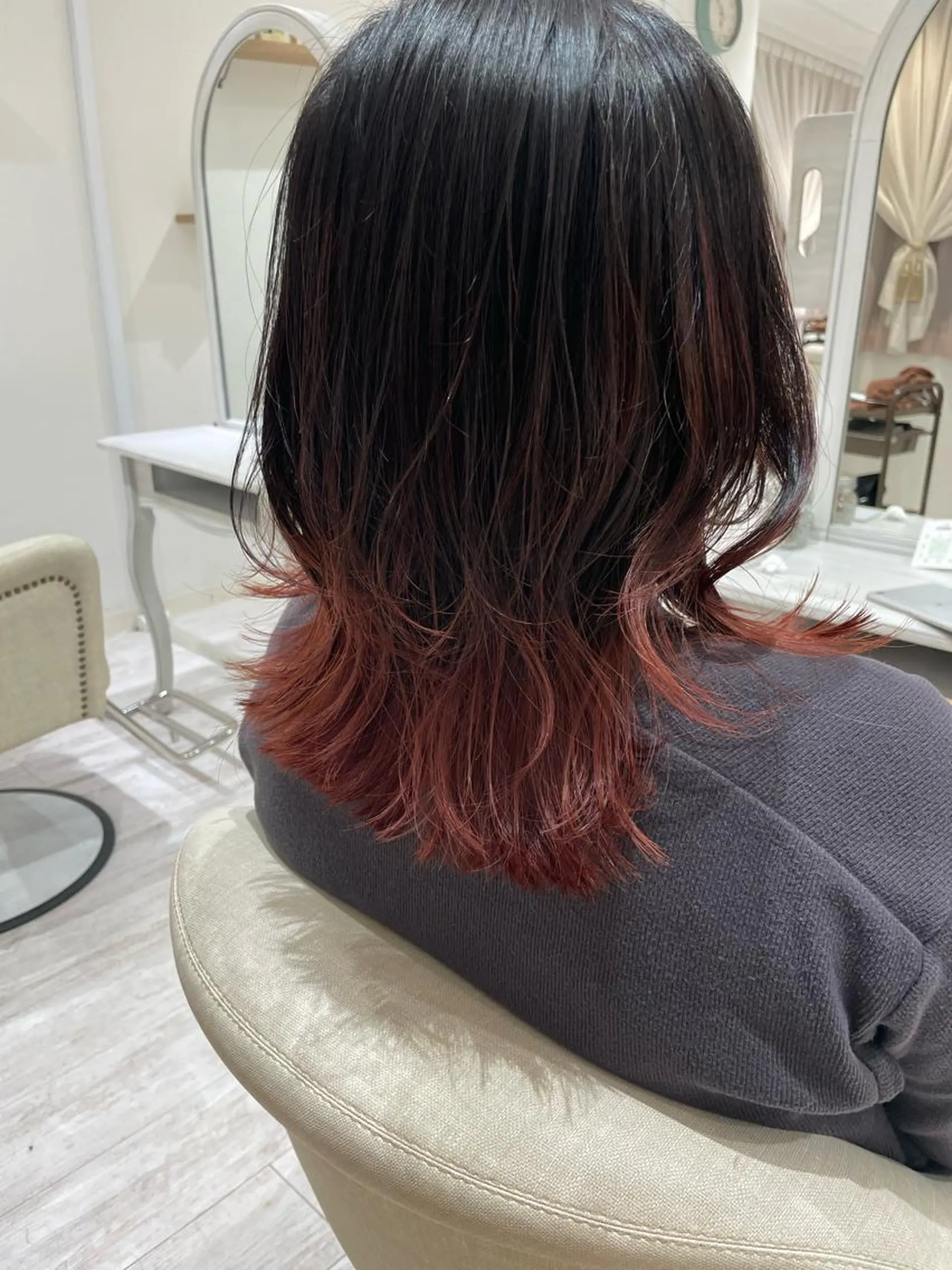 ミディアム カラー グラデーションカラー カット ヘアカラー ボブ支持率NO1 🌈CHIKAのヘアスタイル