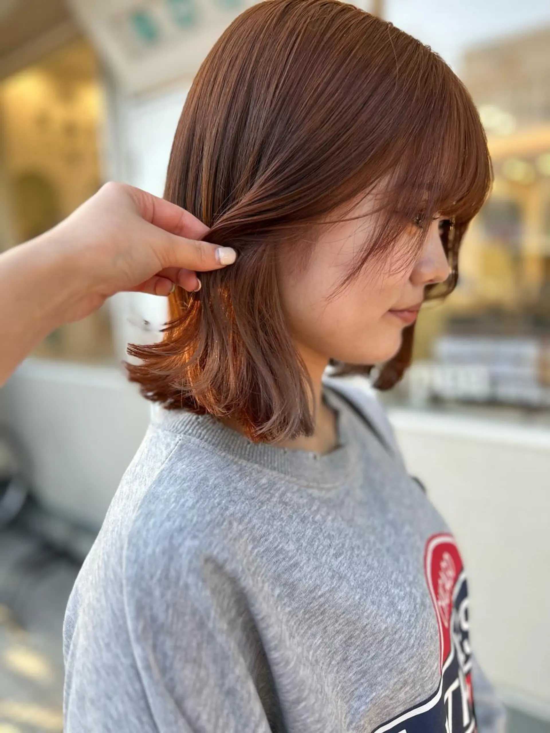 ミディアム カラー オレンジ Chou所属・Chou kahoのヘアスタイル
