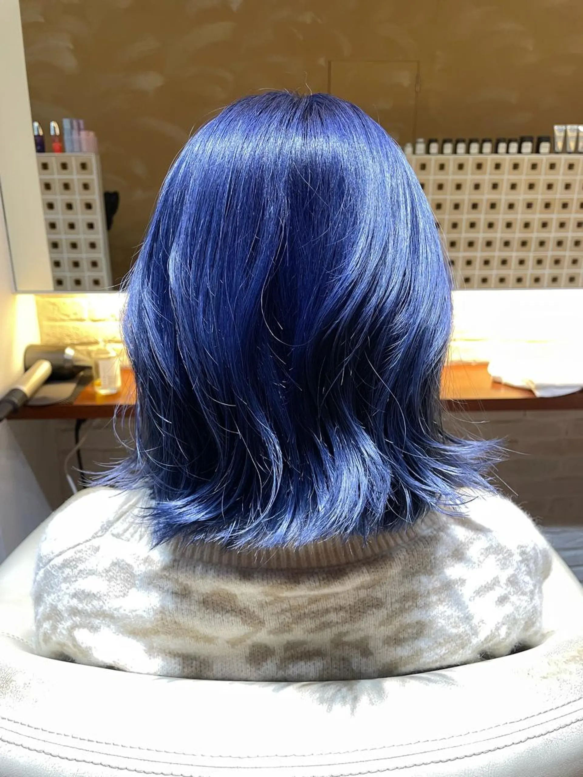 ミディアム カラー ブルーカラー ネイビーカラー ヘアカラー トリートメント CoCooN 店長 さのえみのヘアスタイル
