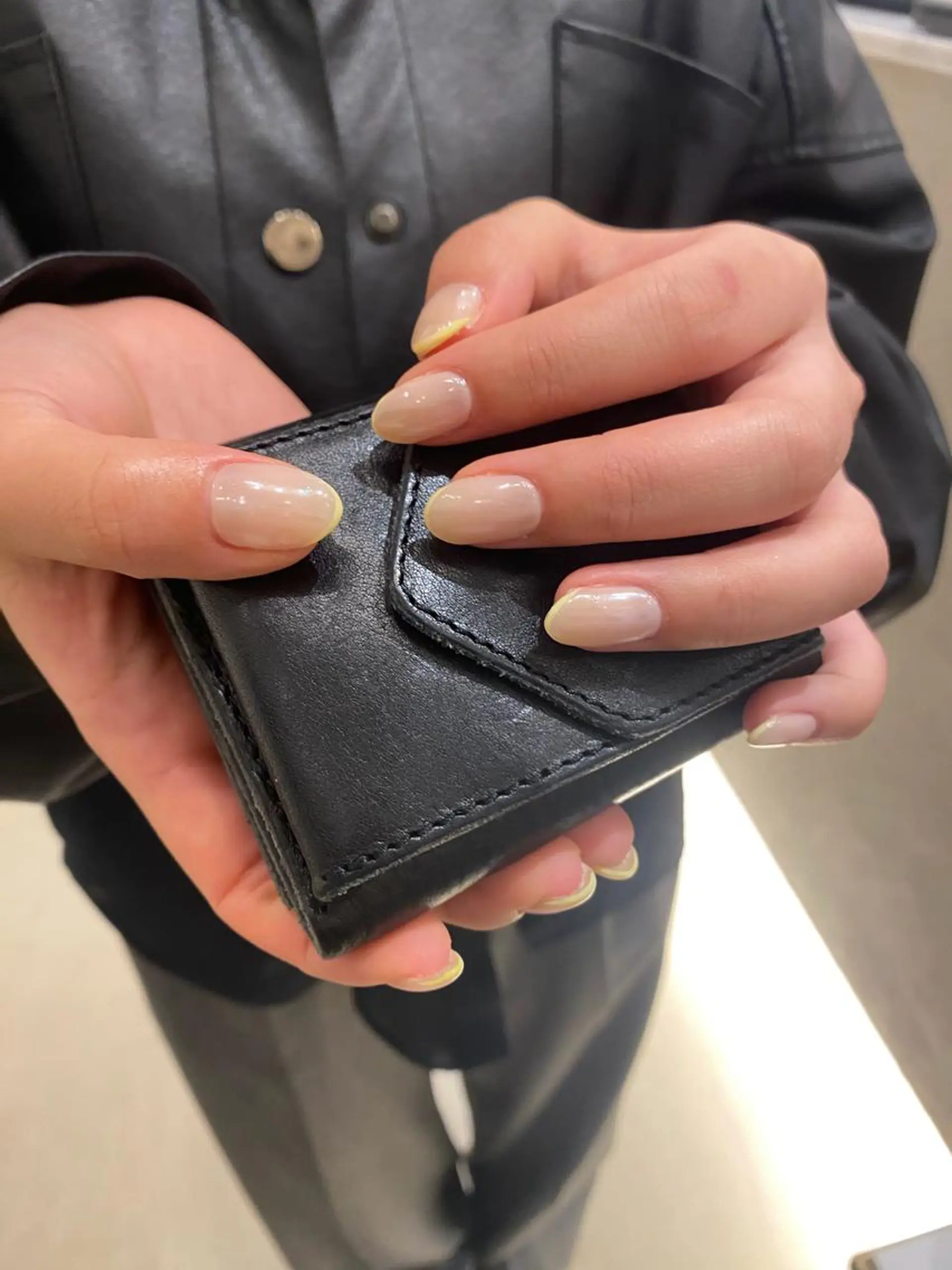 ネイル ネイル&アイ　QUEEN&CRIMSON所属・眉WAX/ピーリング ホワイトニングの眉毛・アイブロウイメージ