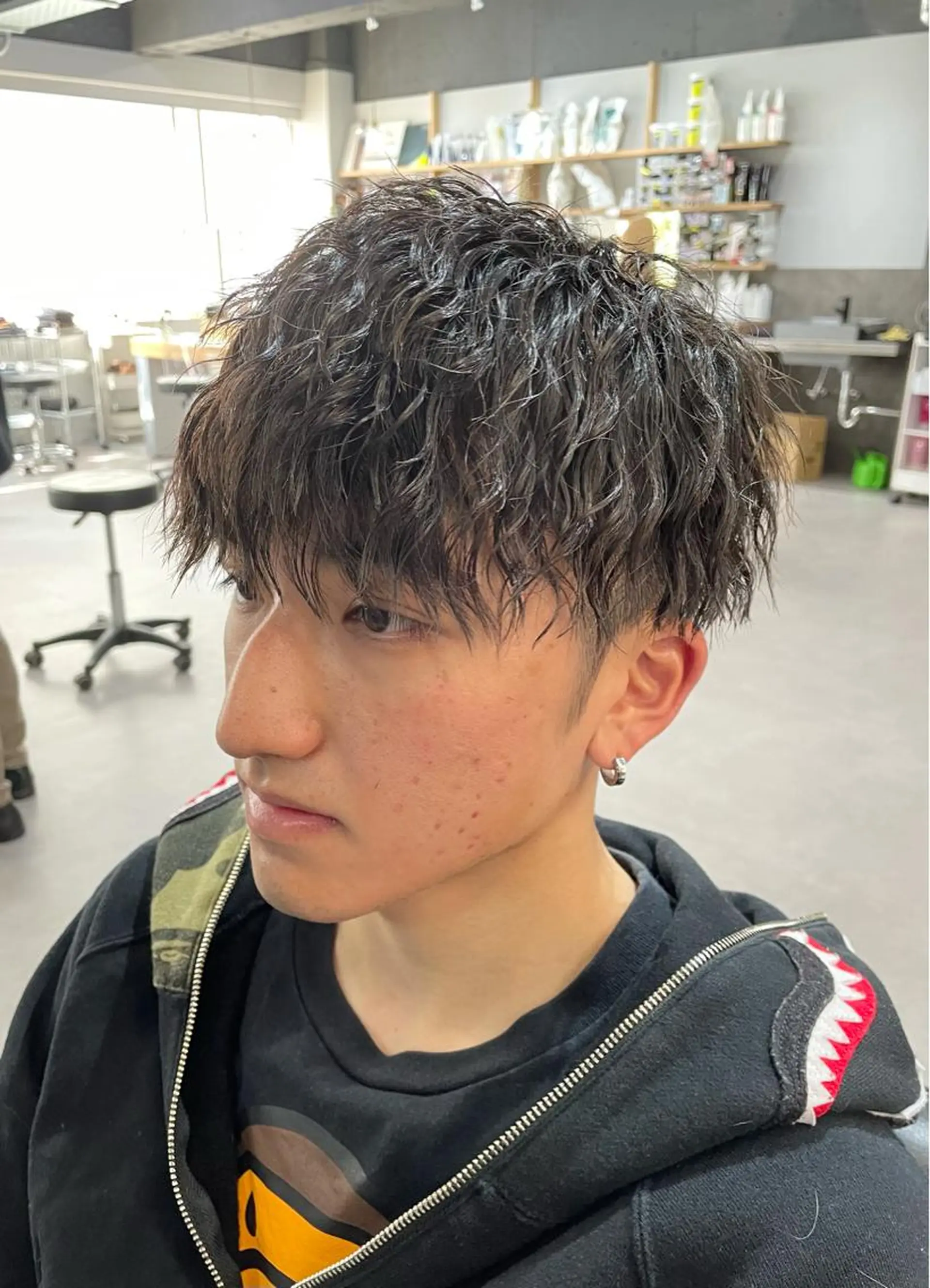 パーマ メンズ カット パーマ 西村あきや トレンド韓国ヘアのヘアスタイル