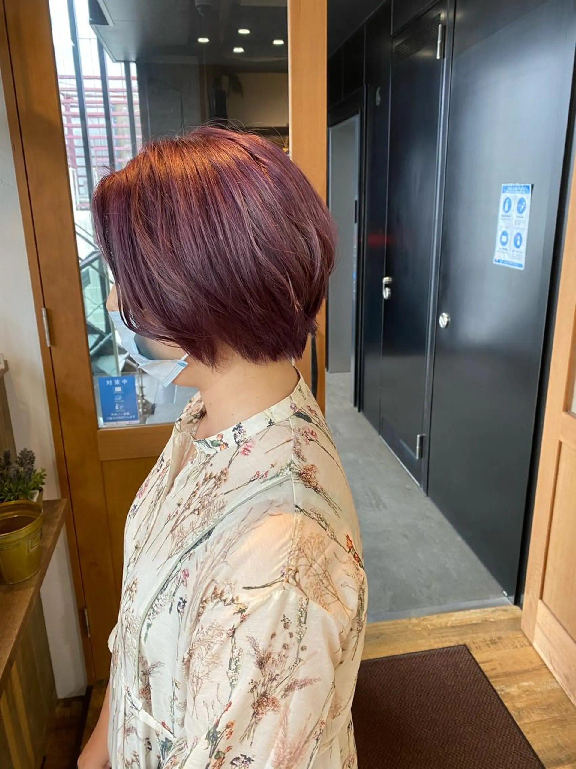 ショート カラー パーマ ヘアアレンジ re naのヘアスタイル